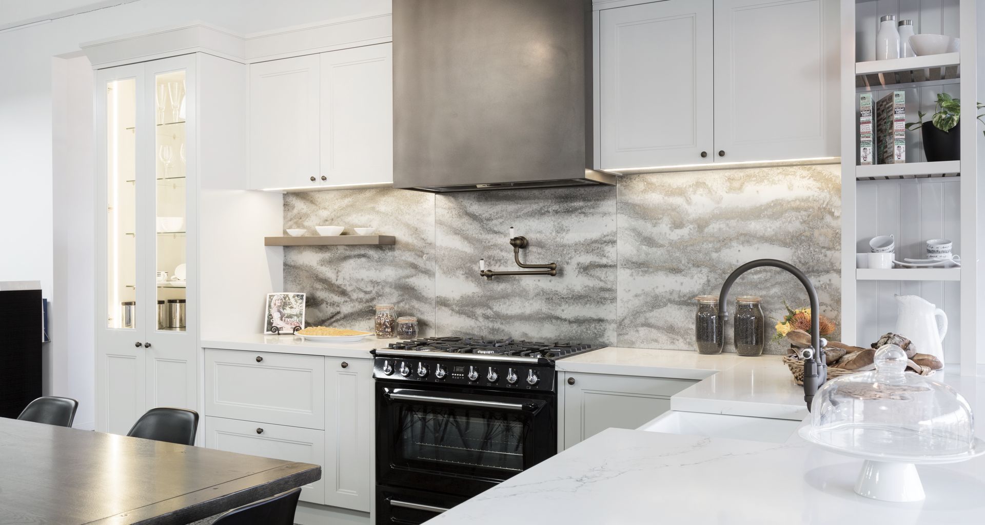 Traditional Studio Kitchen by Sue Gillbanks banner