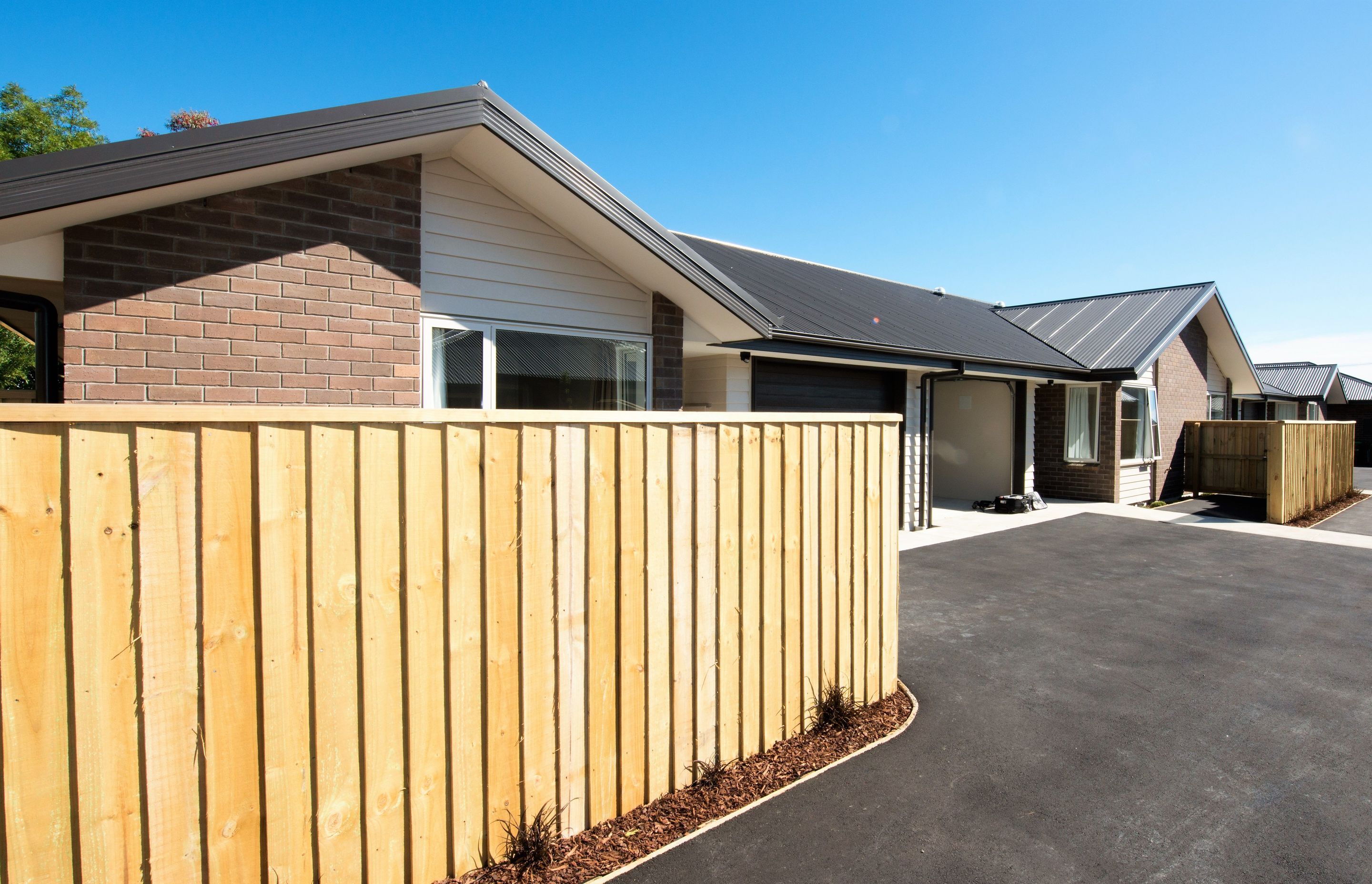 Lifemark Miles Construction