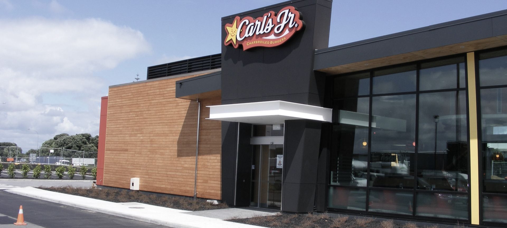 Carl's Jr & KFC - Auckland Airport banner