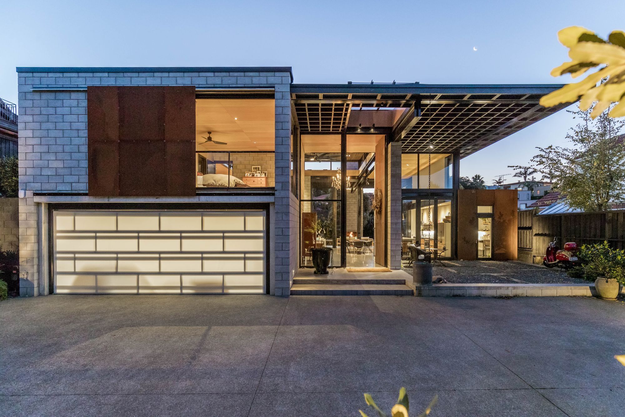 Auckland Feature House Davis Project