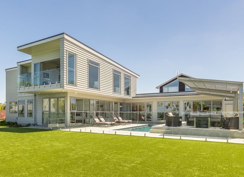 House by the sea in Auckland