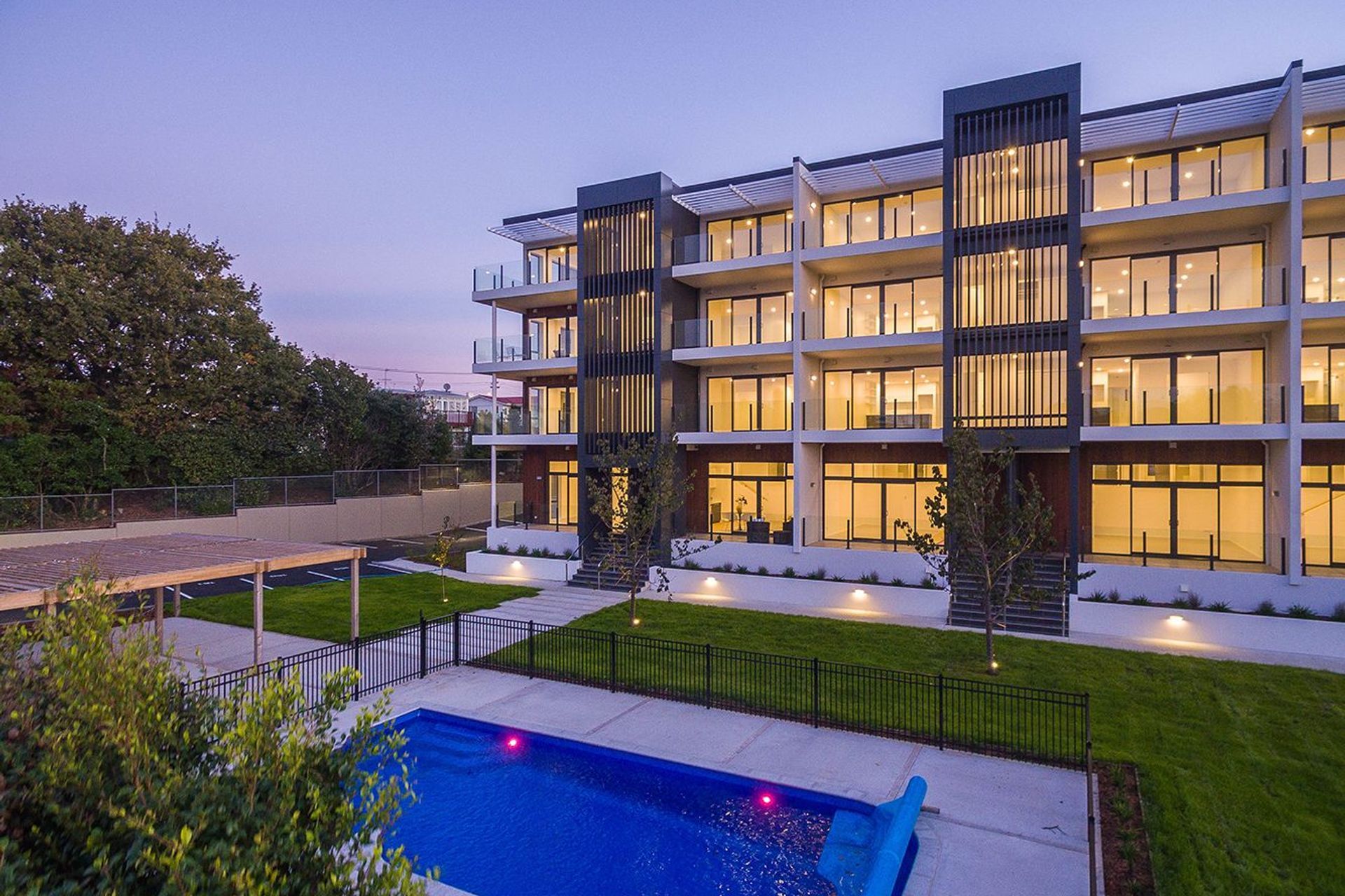 Thompson Park Apartments