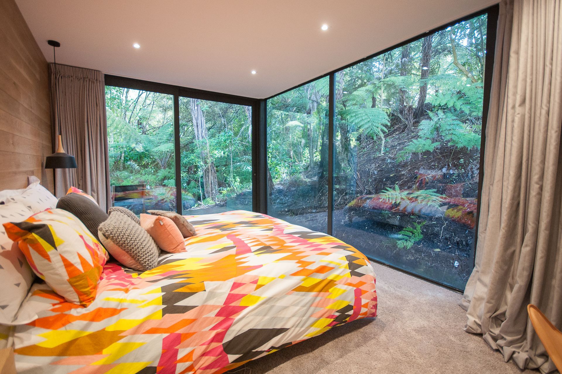 Castor Bay Stream House