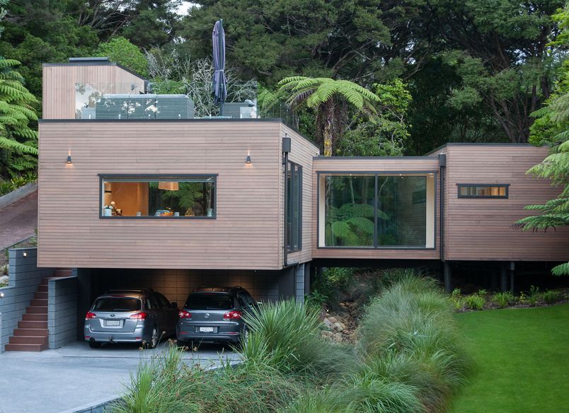 Castor Bay Stream House