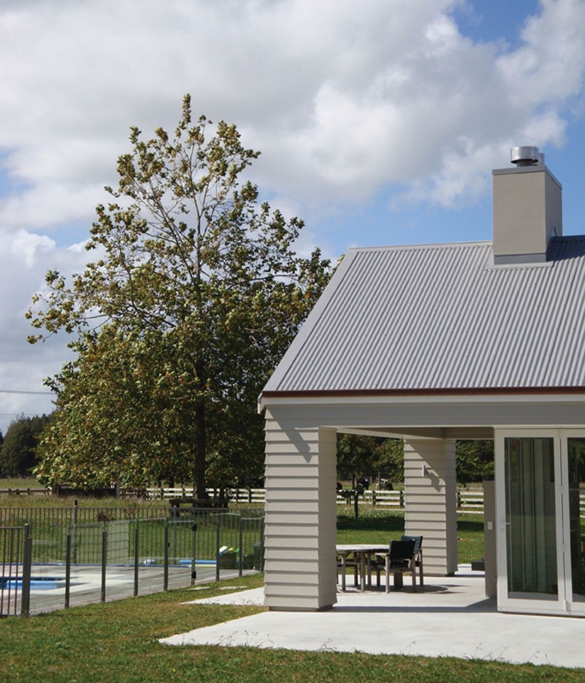 PASSIVE SOLAR COUNTRY HOUSE, GORDONTON