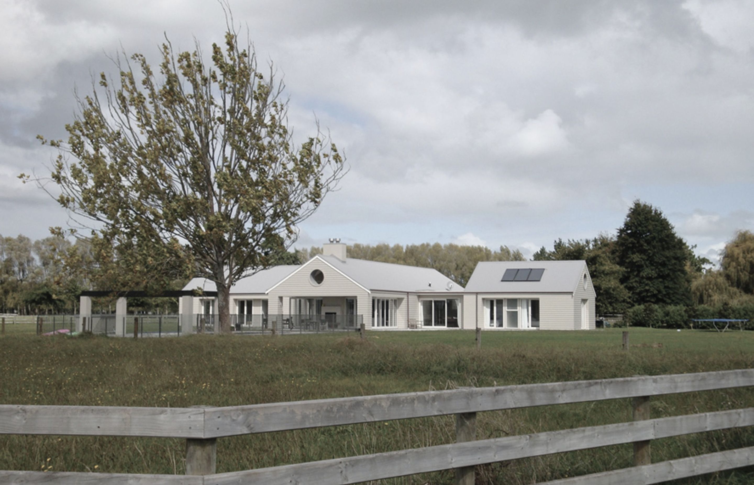 PASSIVE SOLAR COUNTRY HOUSE, GORDONTON