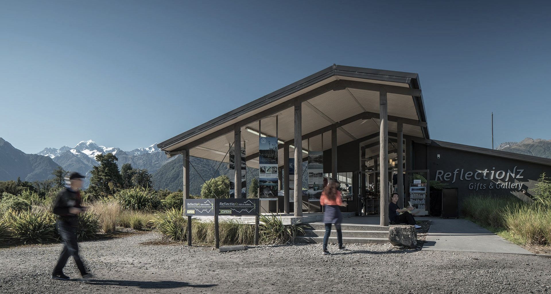 Lake Matheson Visitor Centre banner
