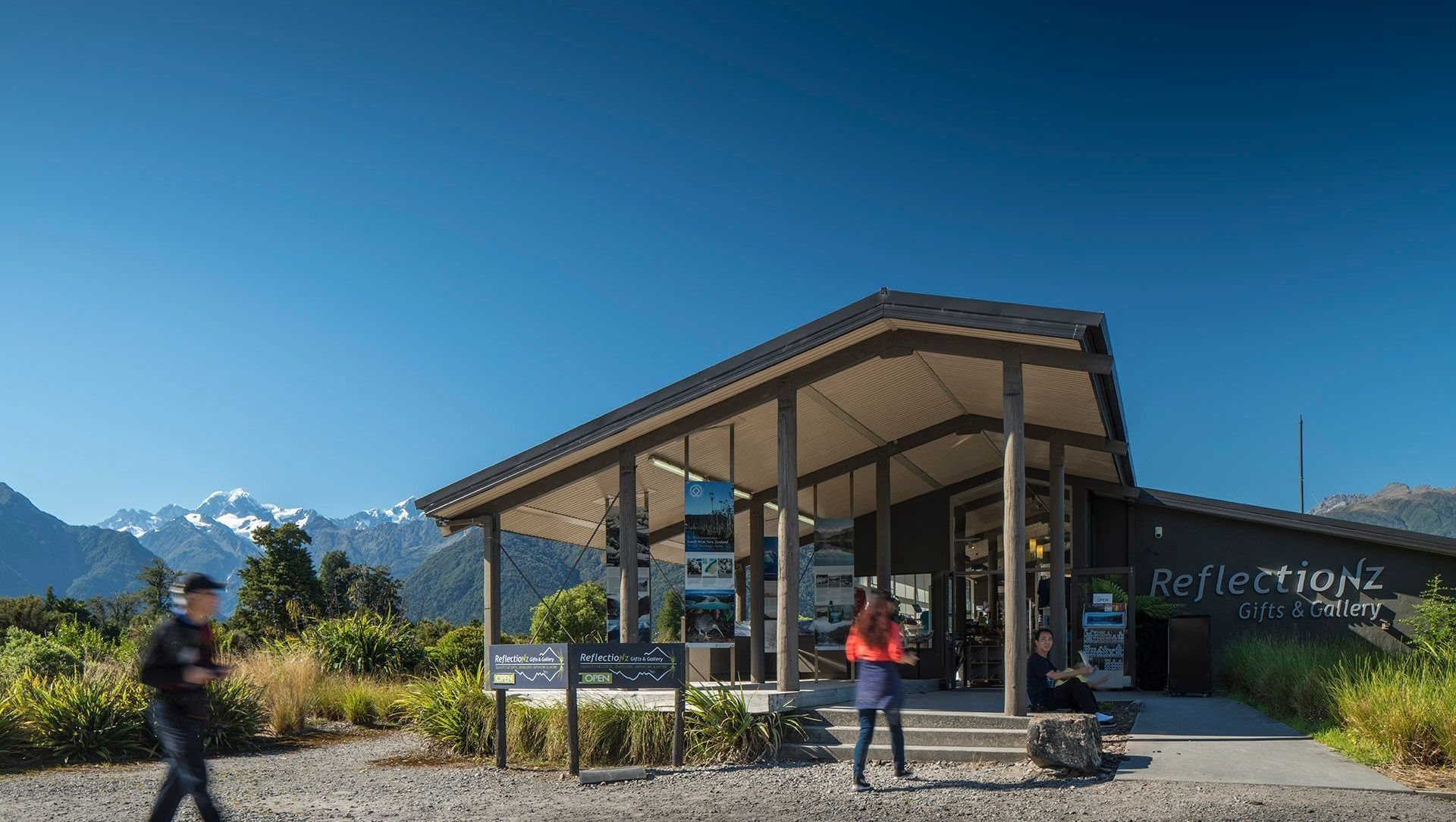 Lake Matheson Visitor Centre banner