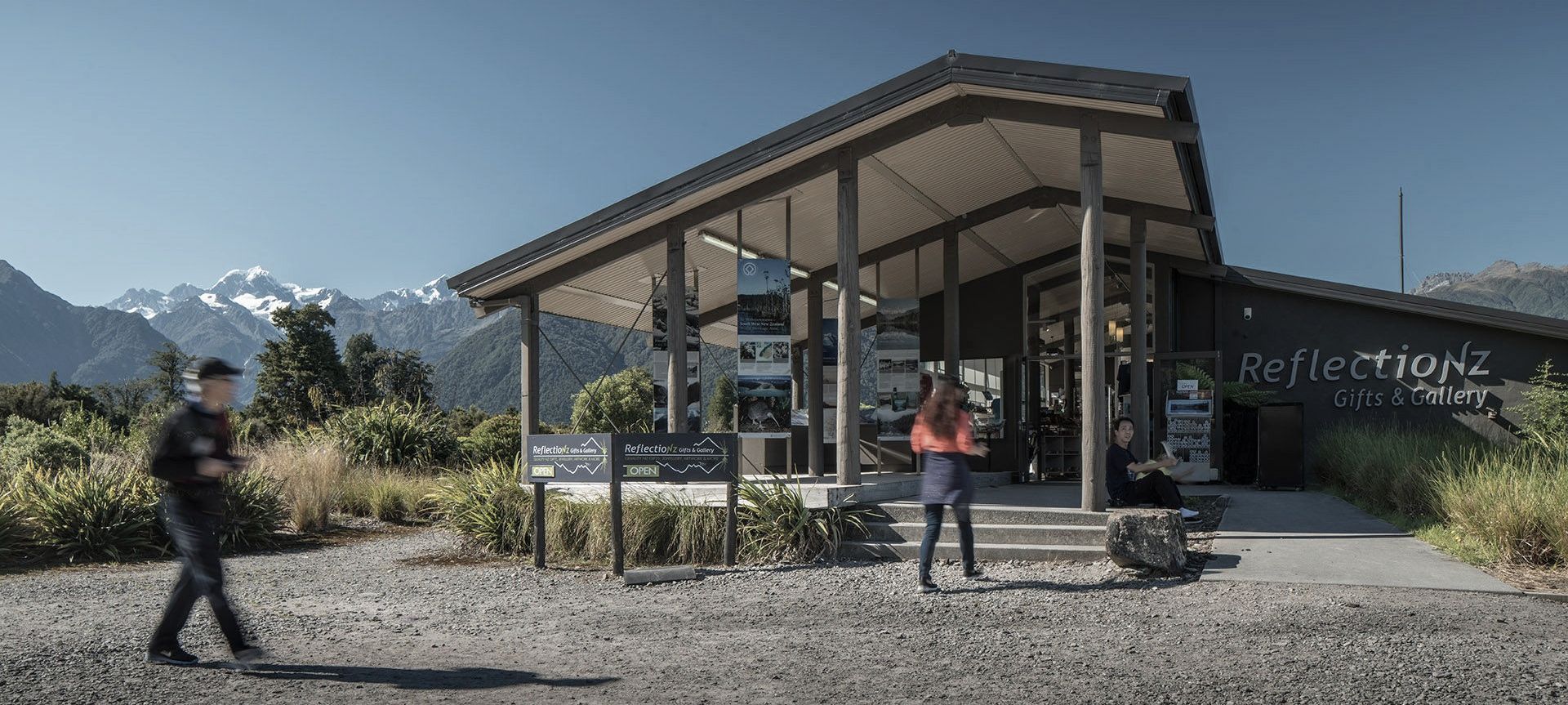 Lake Matheson Visitor Centre banner