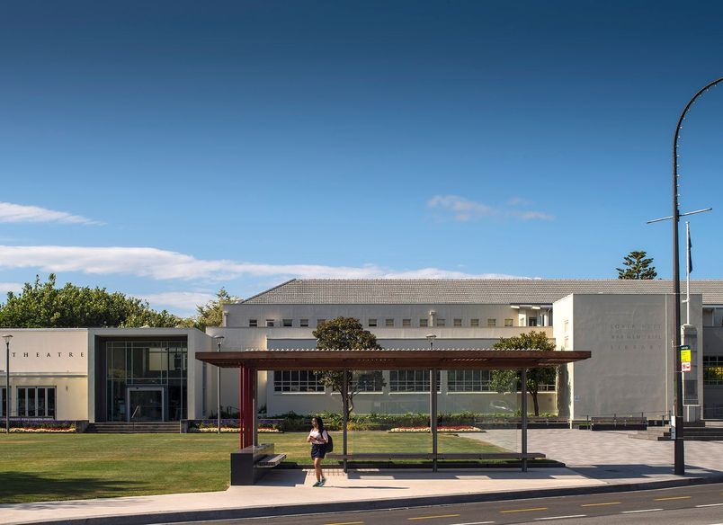 Anzac Bus Shelter - Lower Hutt