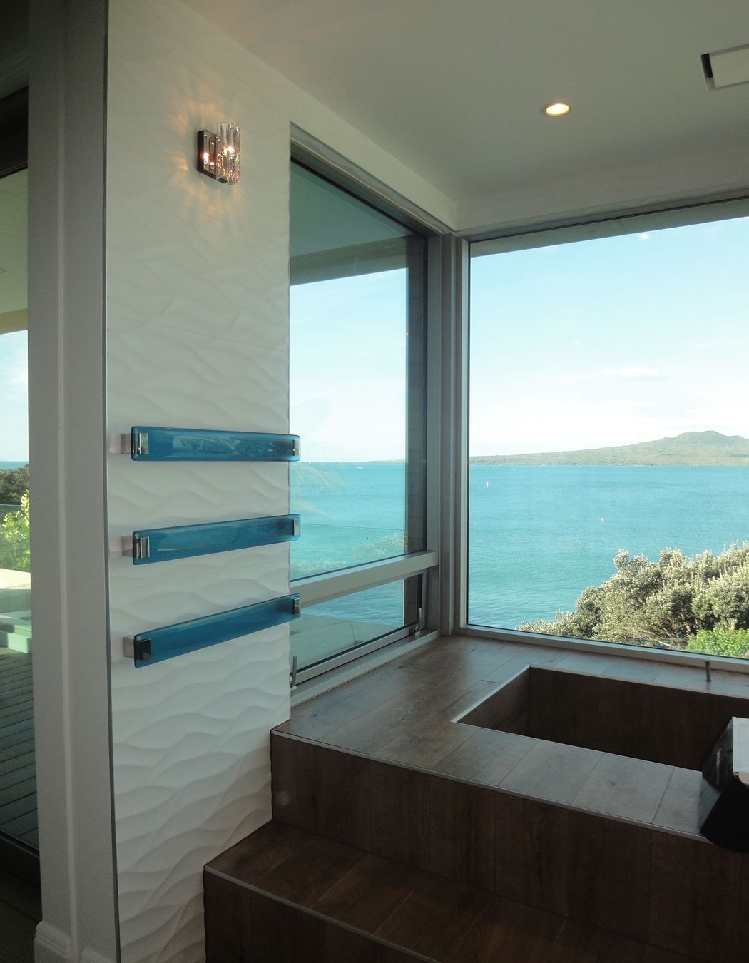 Narrow Neck