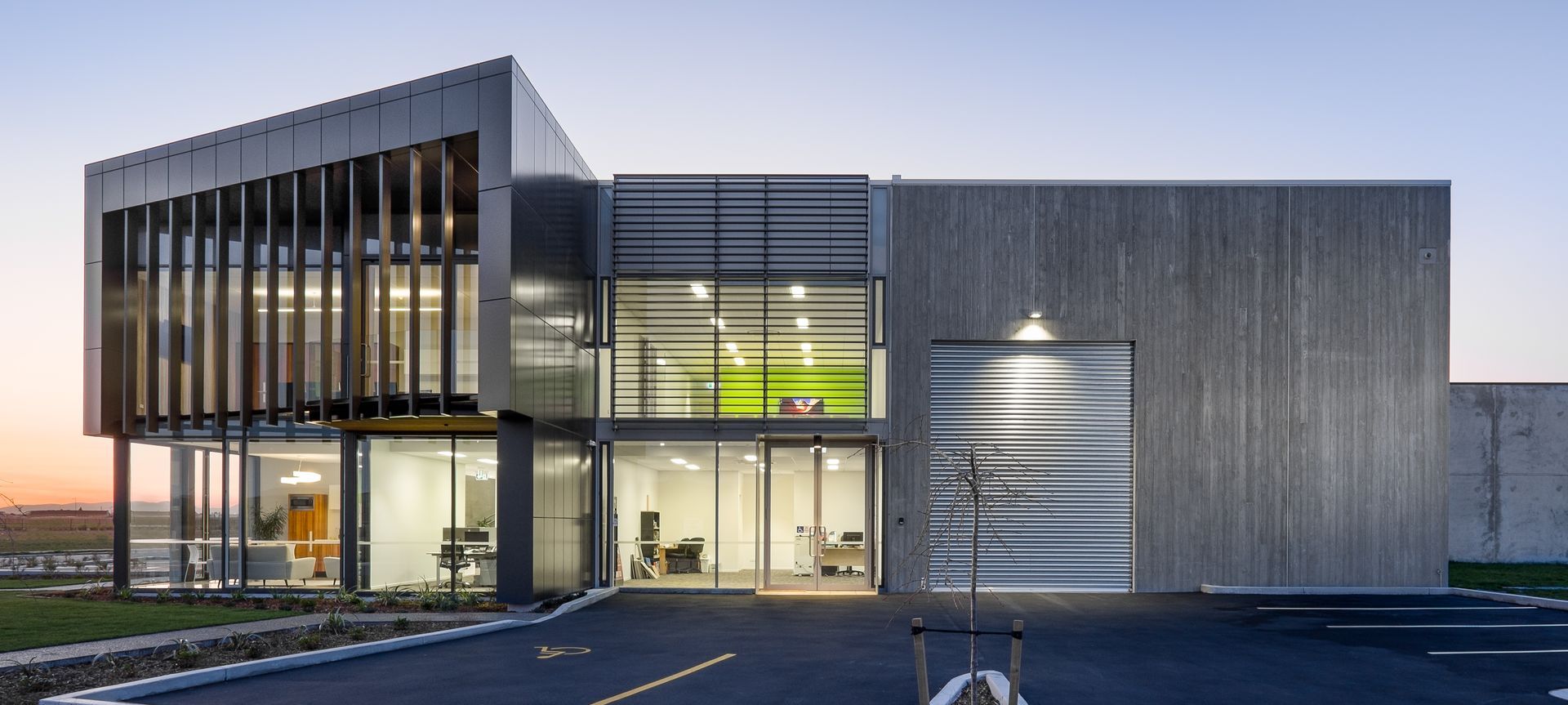Glenburn Contemporary Office Building banner