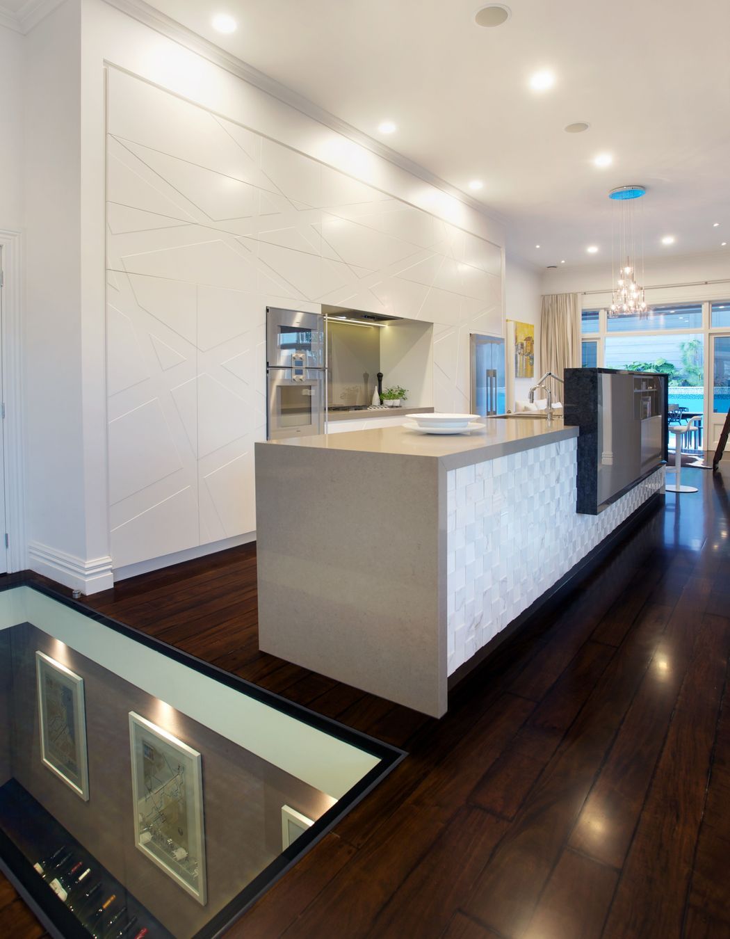 Freemans Bay kitchen design by Natalie Du Bois of Du Bois Designer Kitchens and Interiors photo by Jamie Cobel