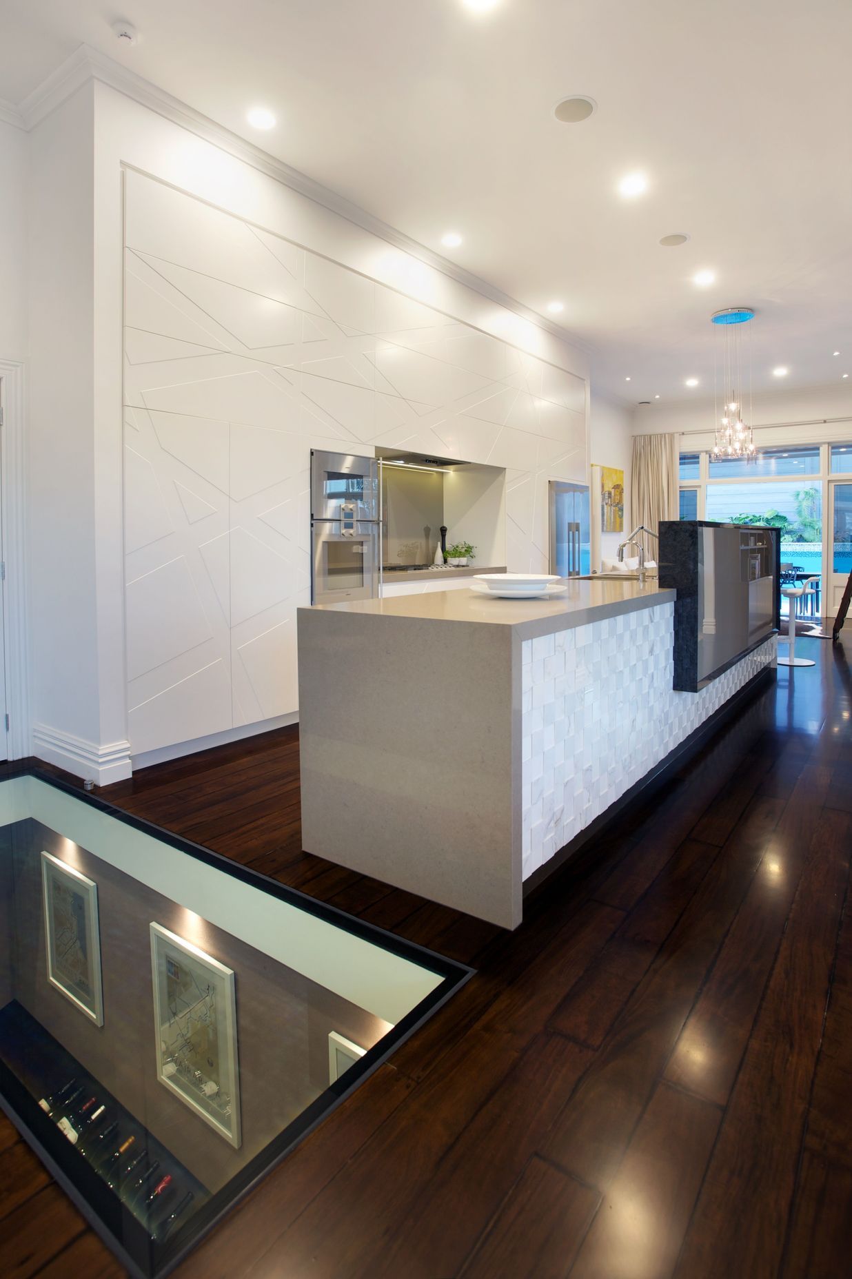Freemans Bay kitchen design by Natalie Du Bois of Du Bois Designer Kitchens and Interiors photo by Jamie Cobel