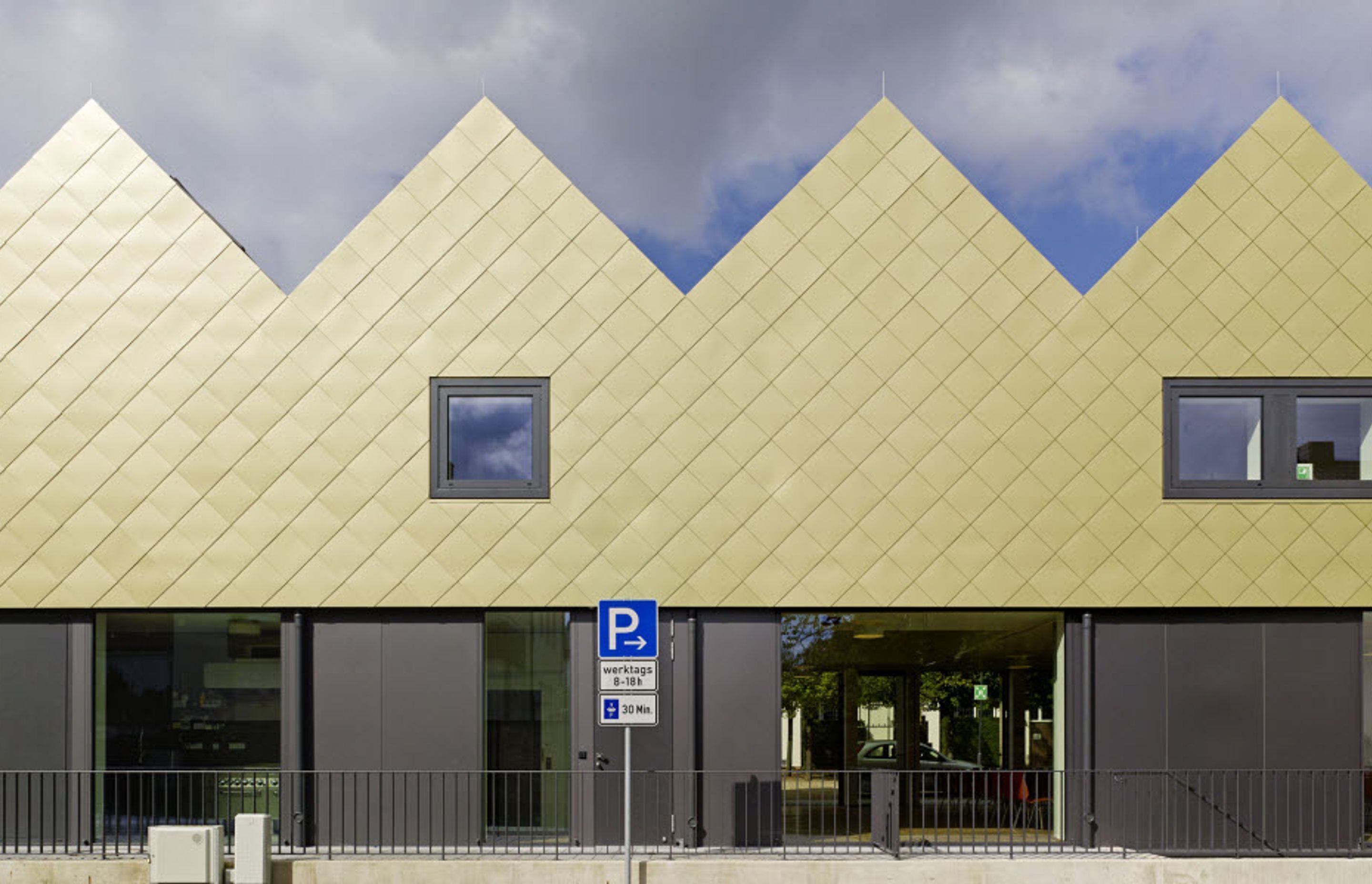 COMMUNITY CENTER (GEMEINDEZENTRUM)