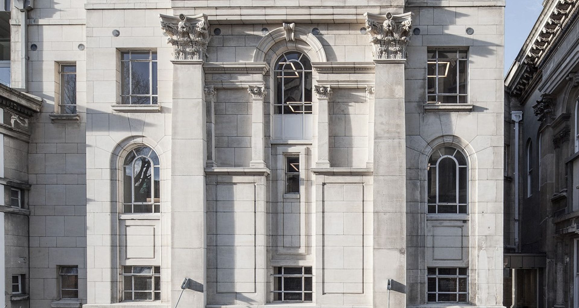 Dunedin Town Hall banner