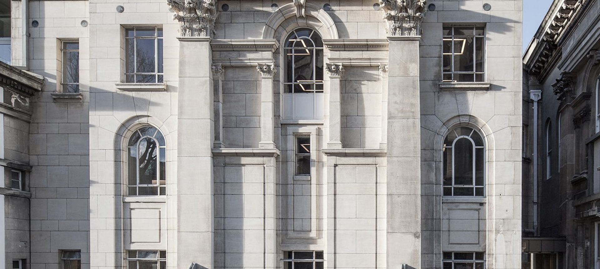 Dunedin Town Hall banner