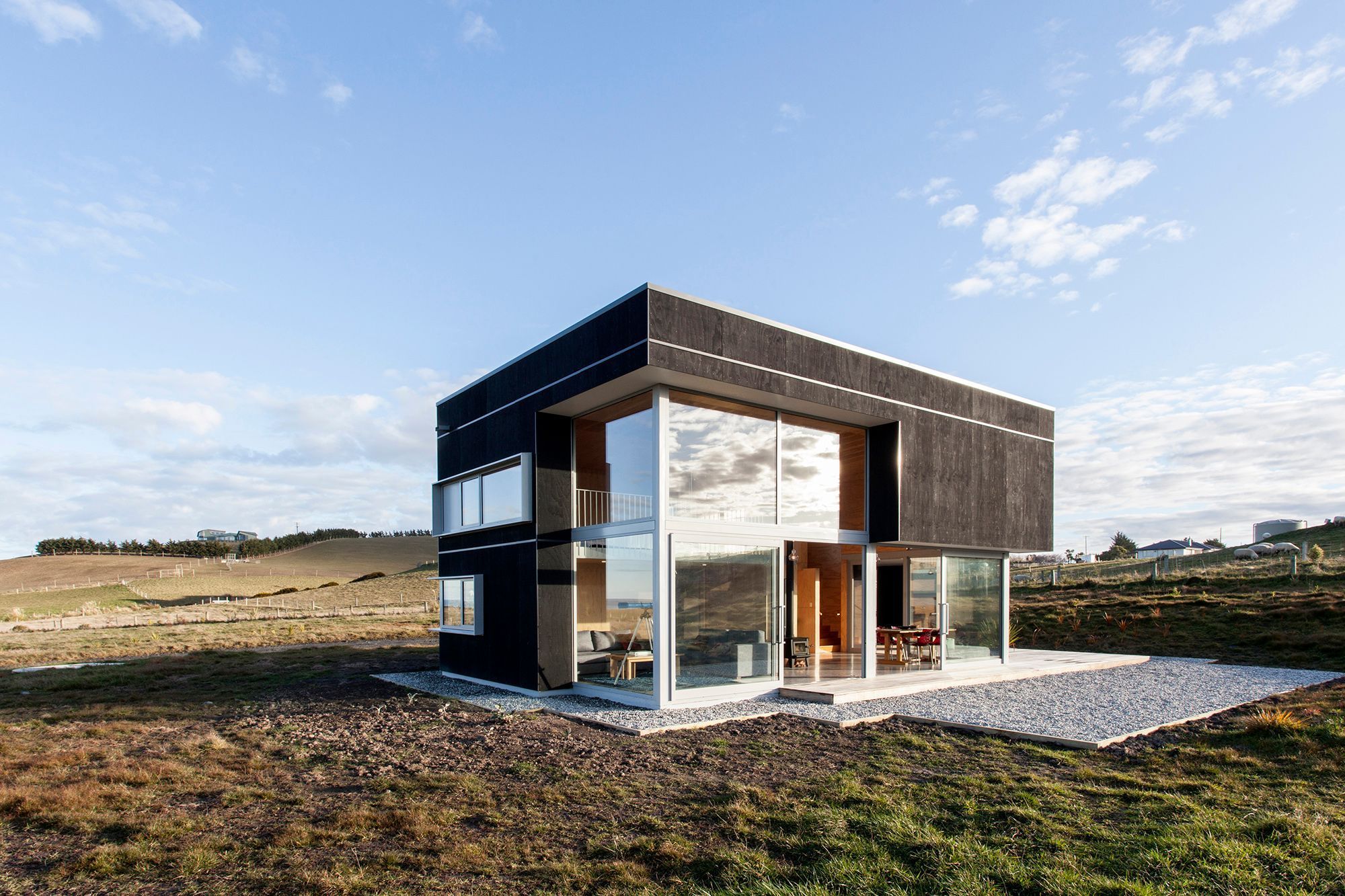 Taieri Mouth Crib