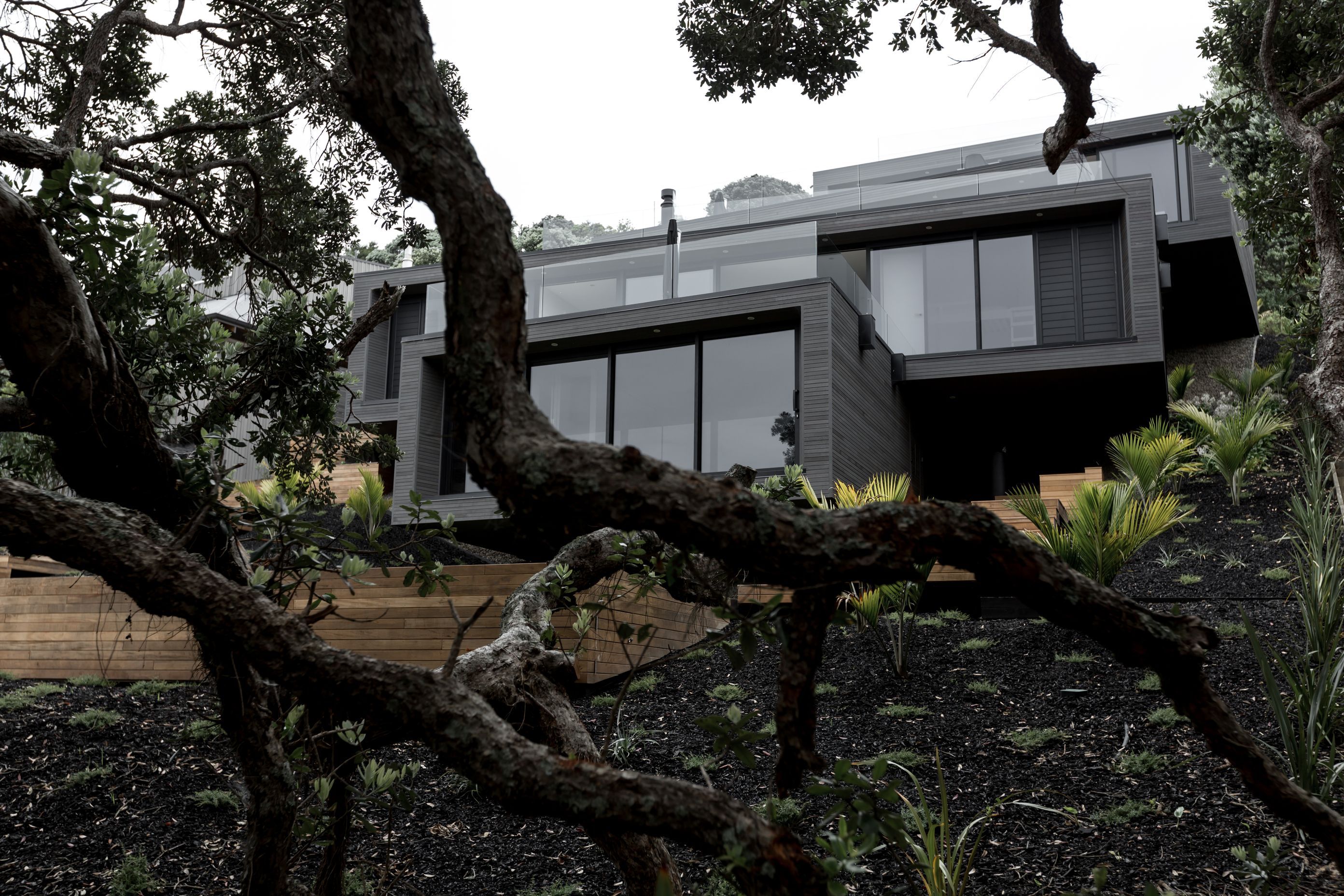 Clark House	Hahei