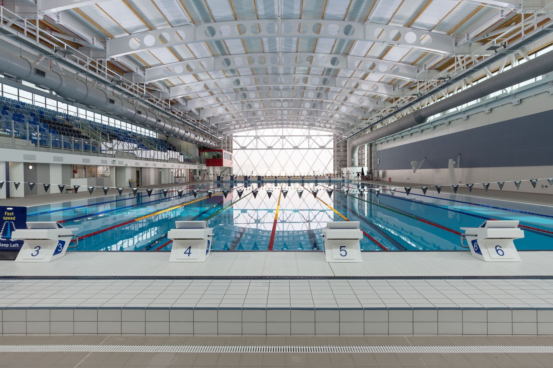Sir Owen G. Glenn National Aquatic Centre