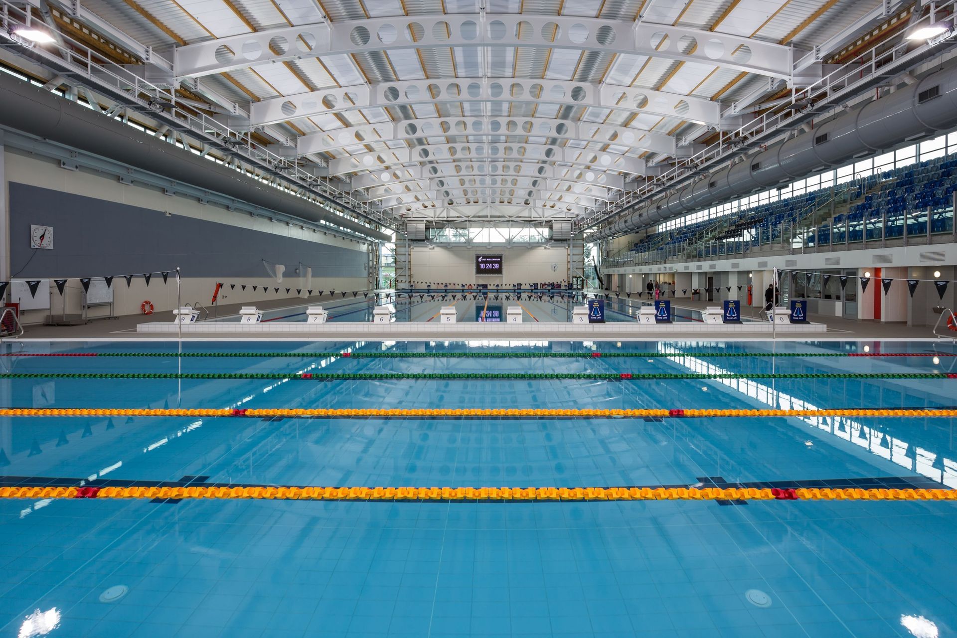 Sir Owen G. Glenn National Aquatic Centre