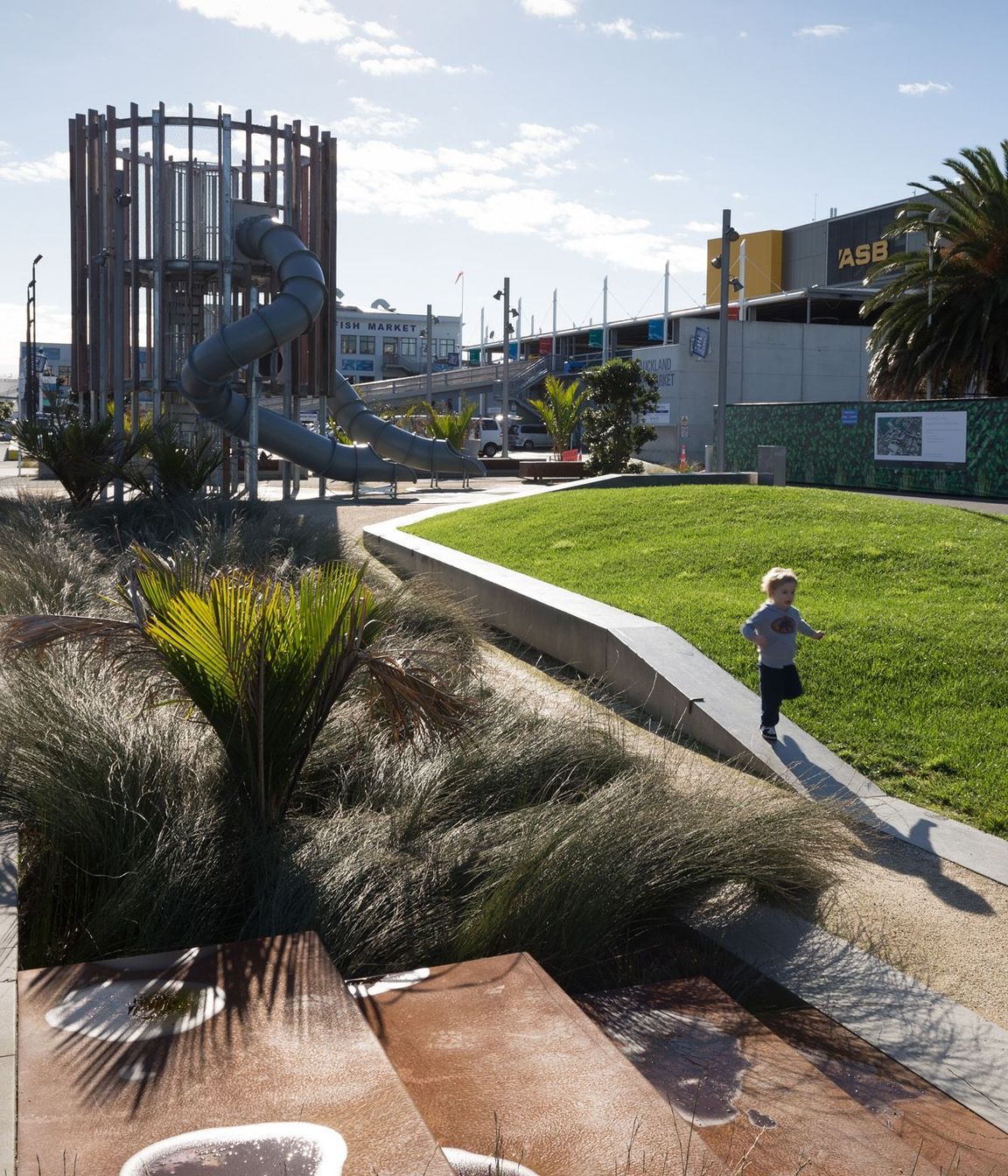 LandLAB - Westhaven Promenade and Daldy Street Linear Park