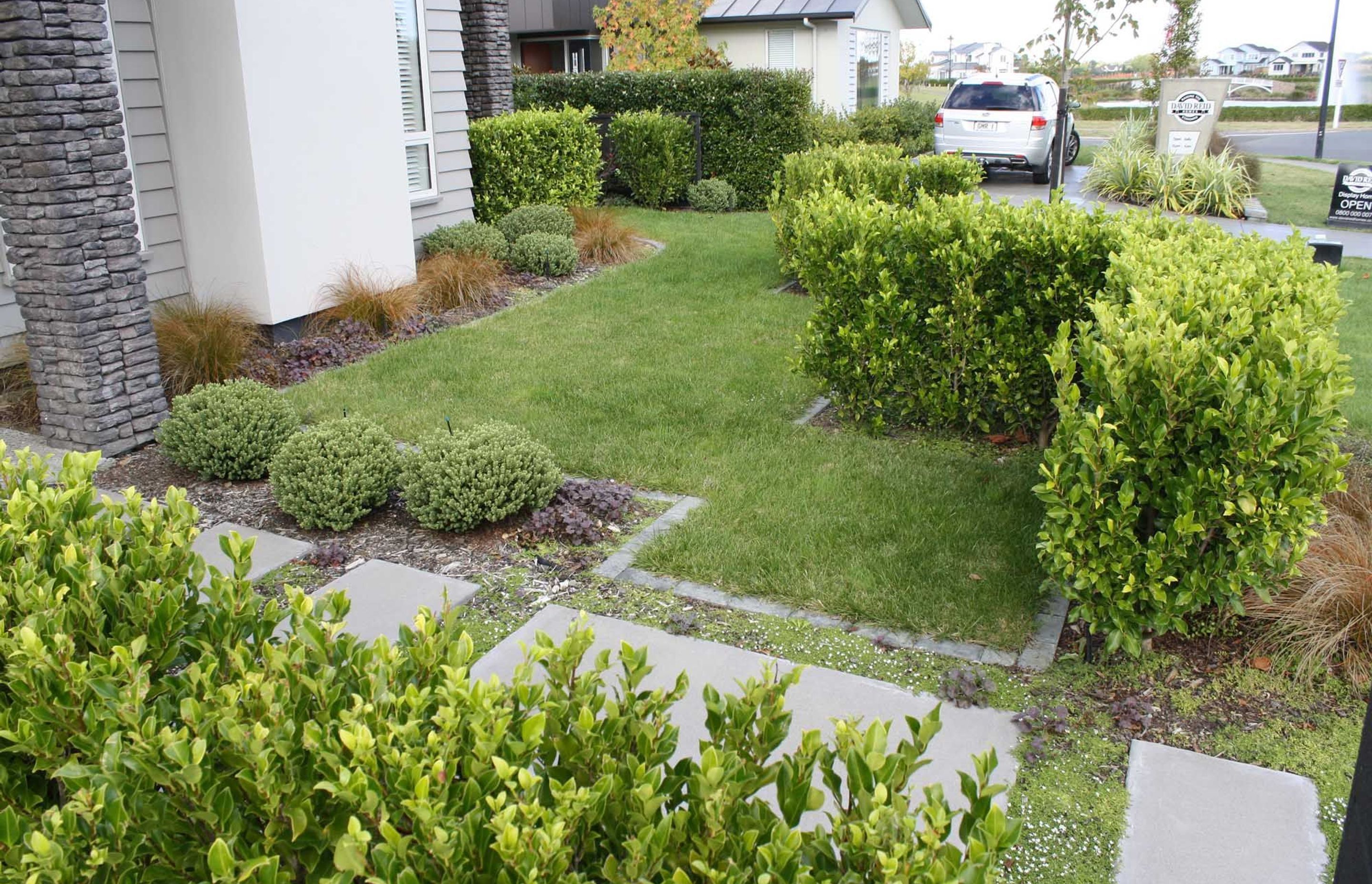 Karaka Lakes Garden