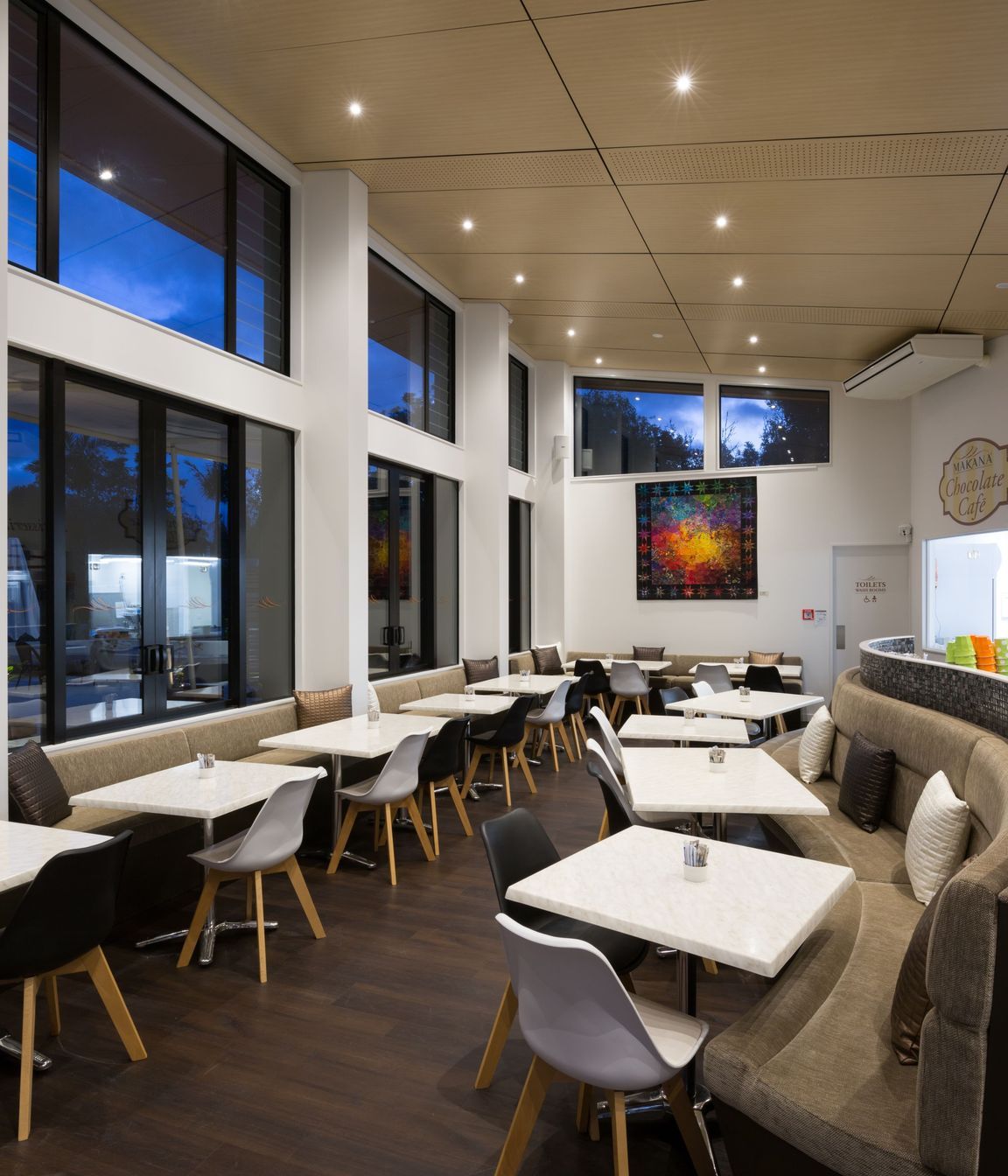 Makana Chocolate Cafe