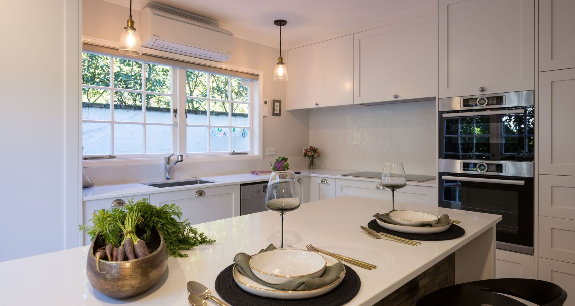 Victoria Avenue Kitchen banner
