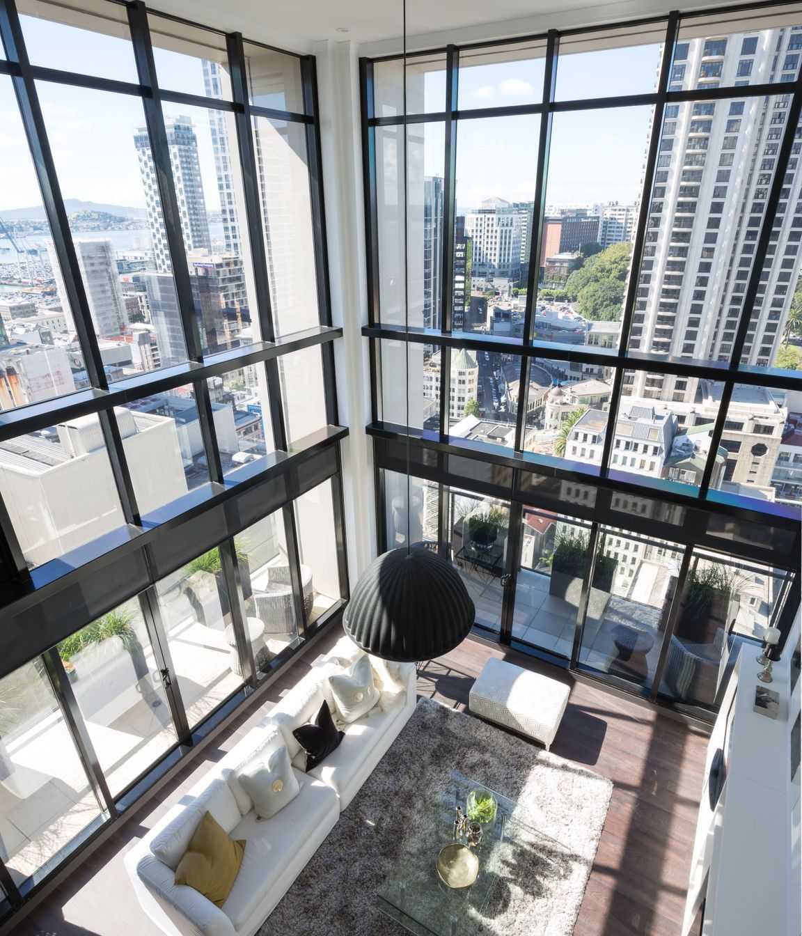 Penthouse Apartment at Citylife Apartments in Auckland