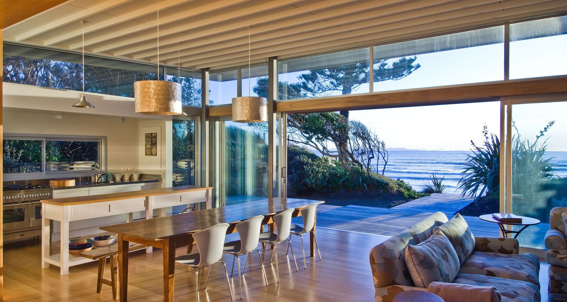 Raumati Beach House, Kapiti Coast banner