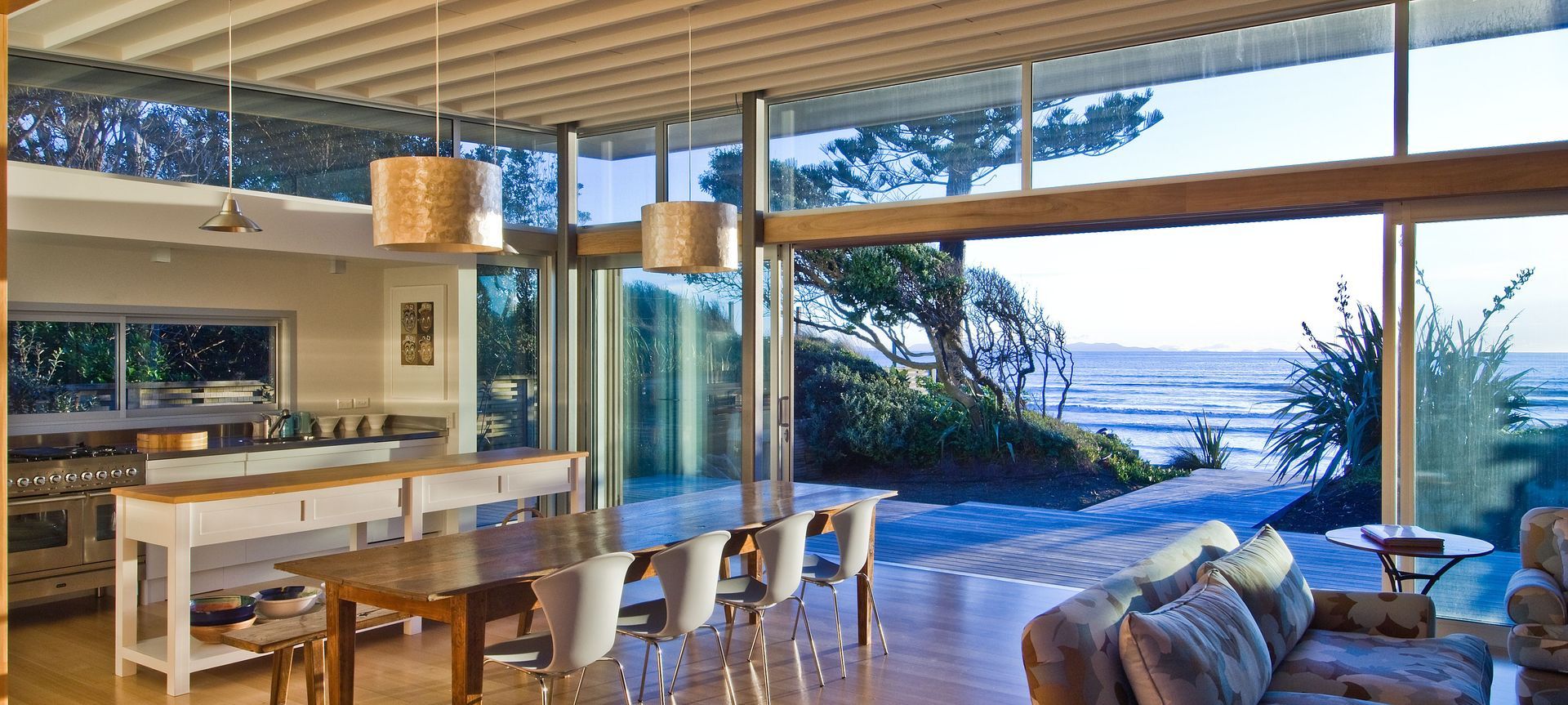 Raumati Beach House, Kapiti Coast banner