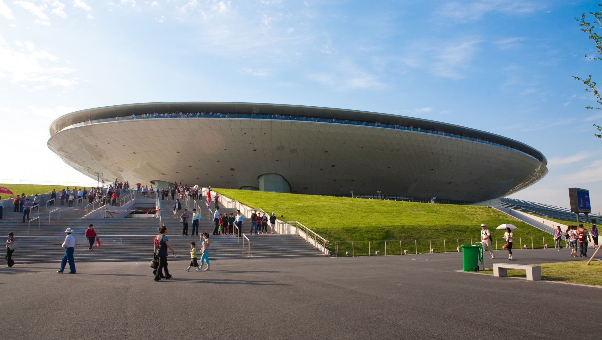 Mercedes-Benz Arena banner