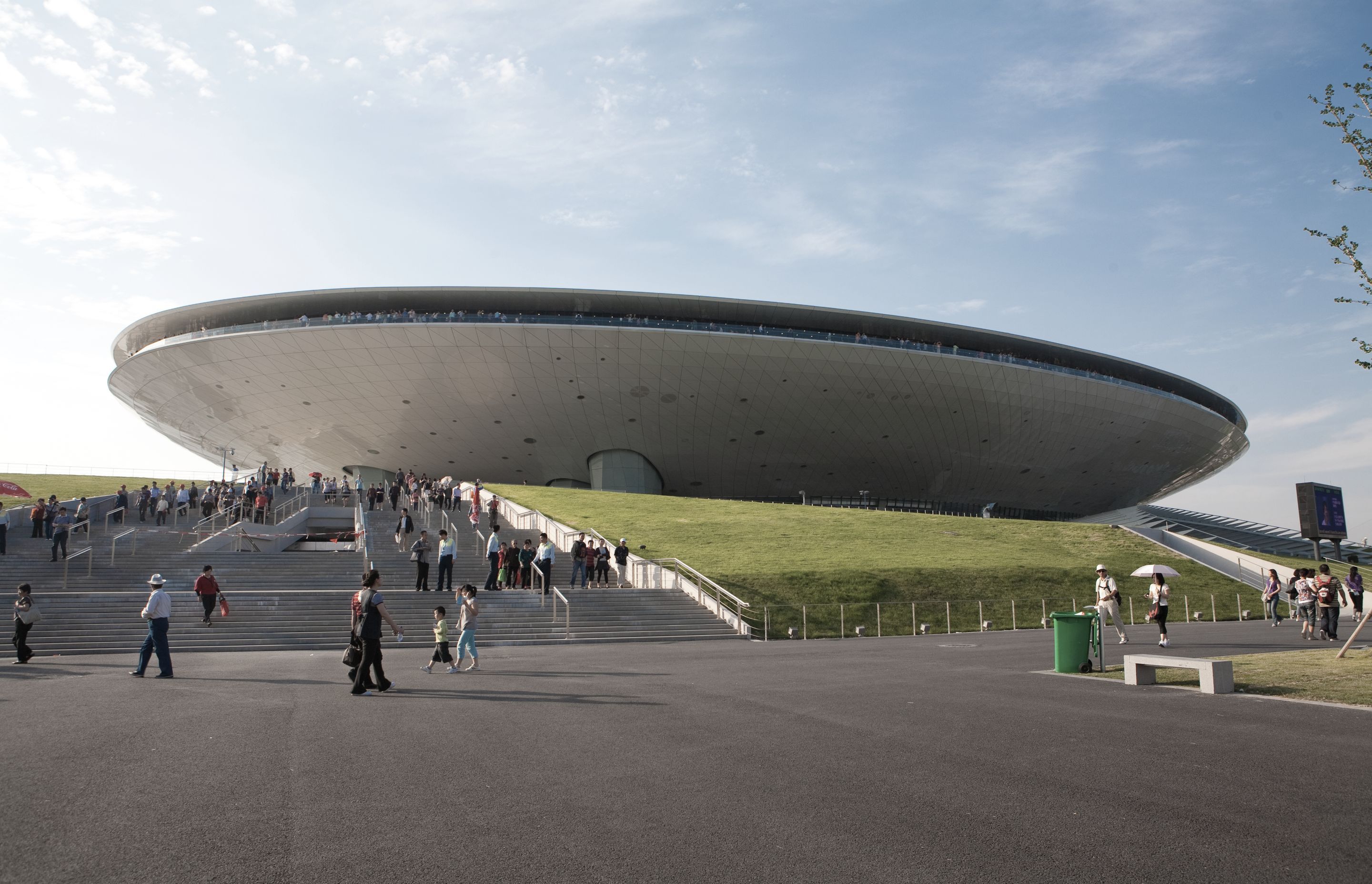 Mercedes-Benz Arena