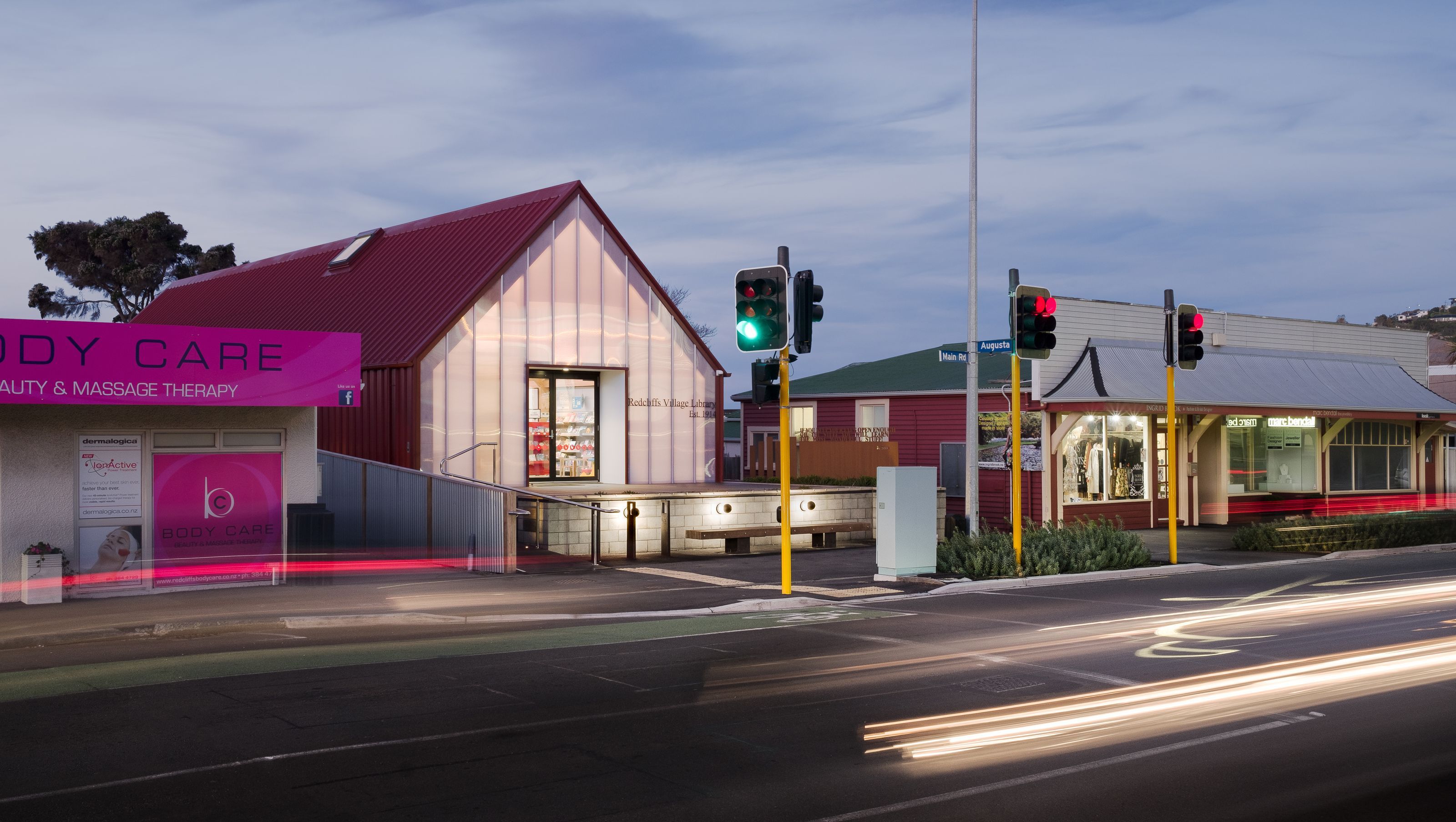 Redcliffs Library