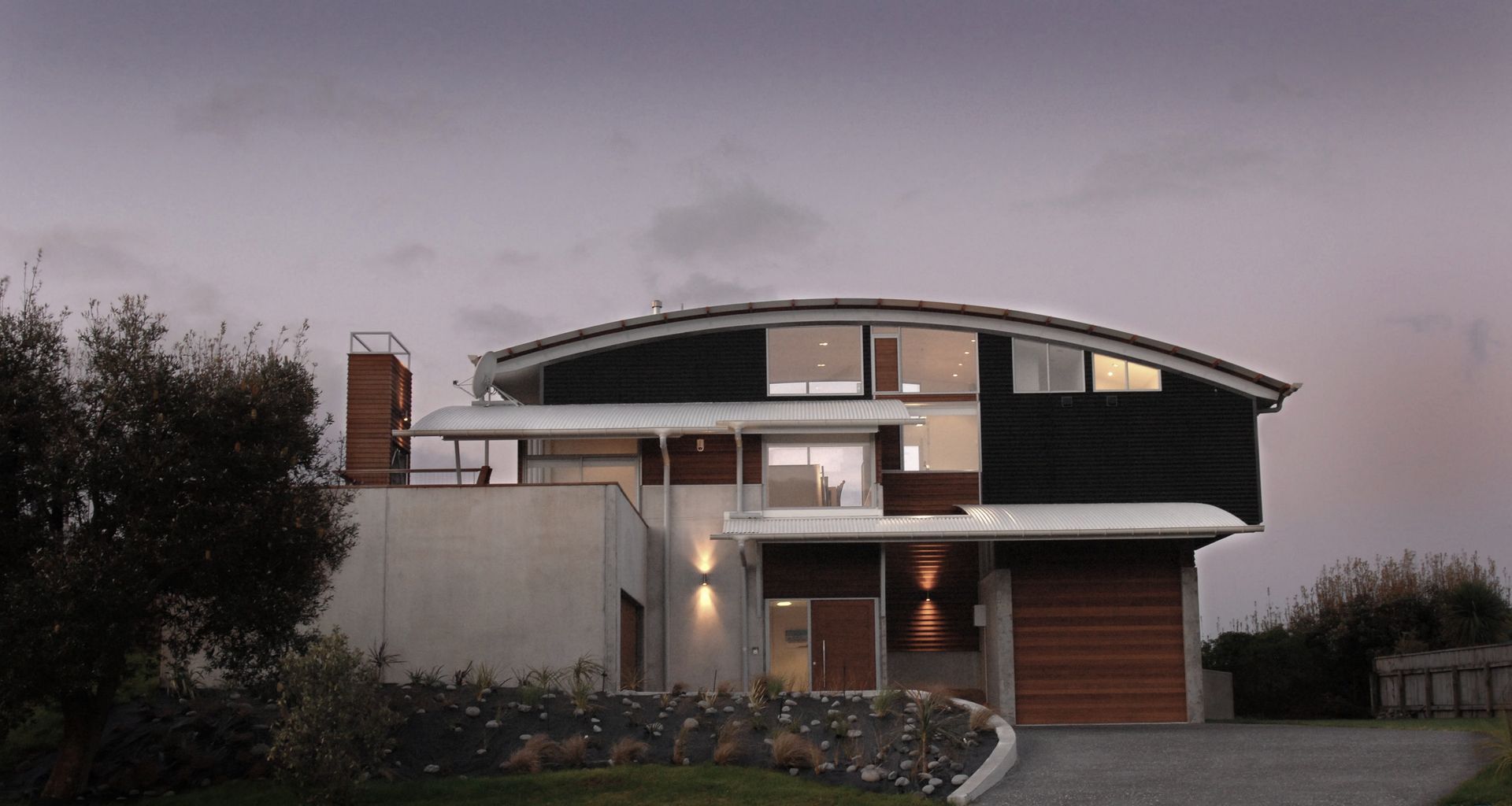Waihi Beach House banner