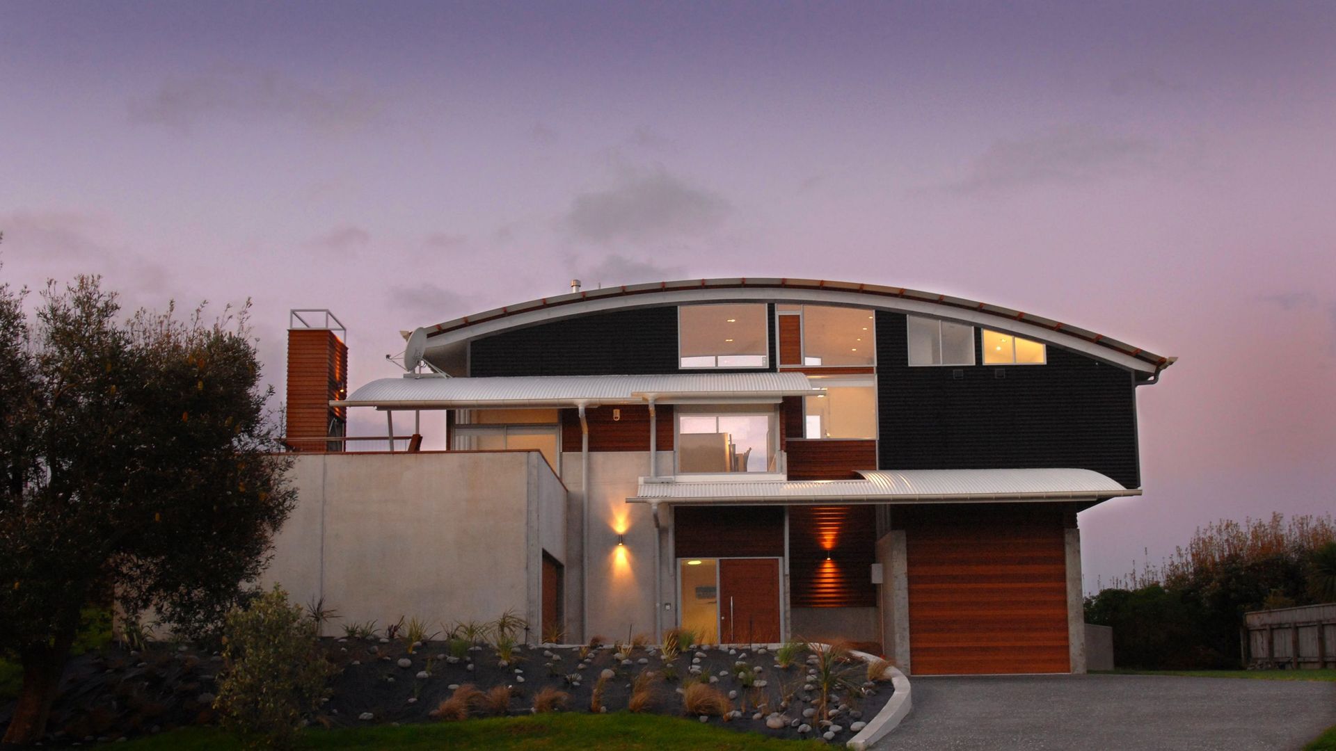 Waihi Beach House banner