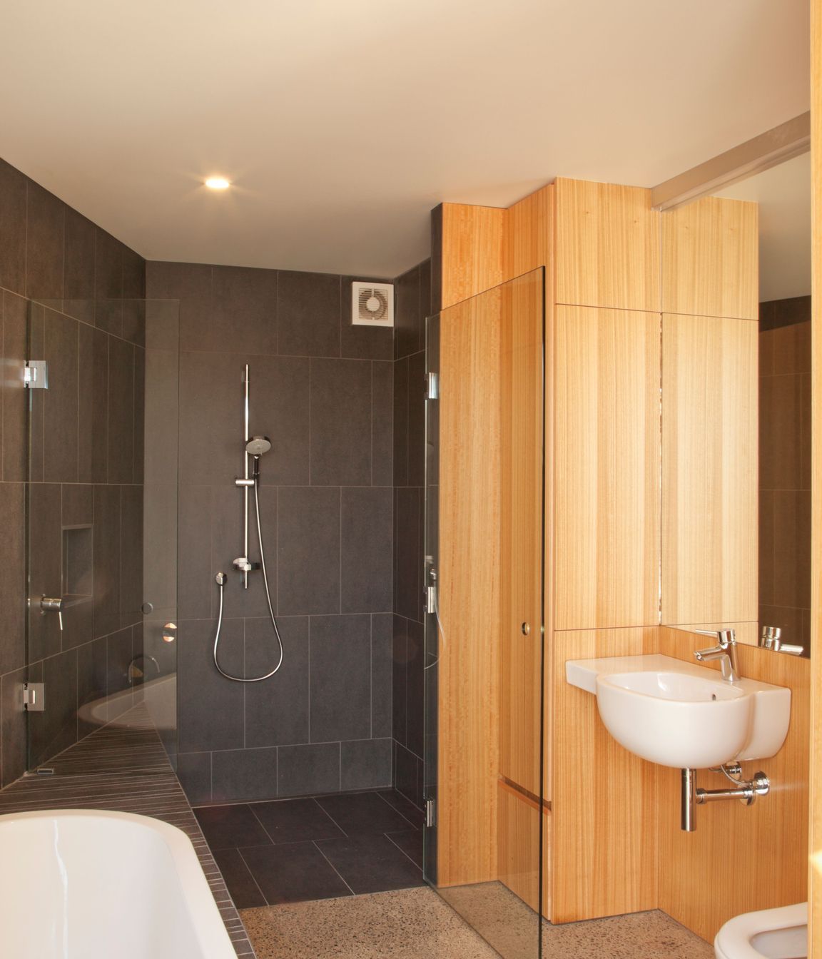 Lifemark 5 Star, Wellington