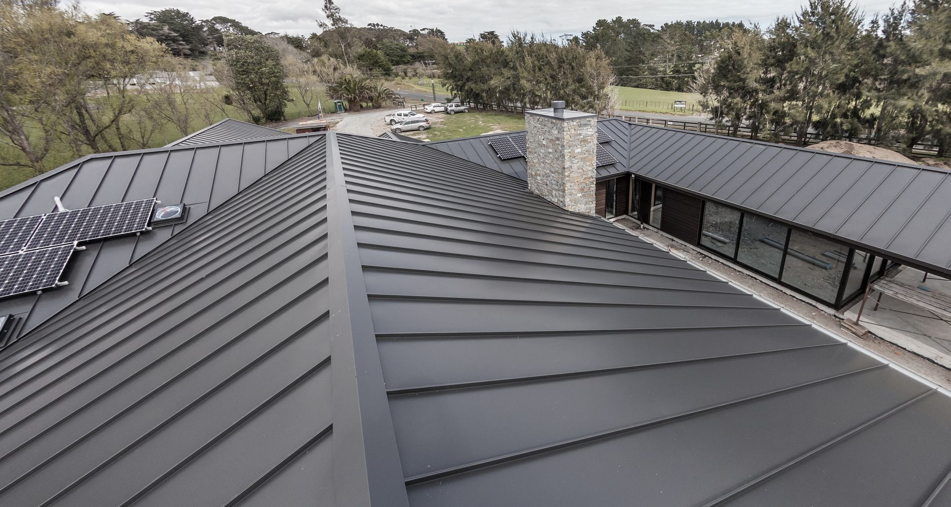 Kumeu - Smart Tray Standing Seam Roofing banner