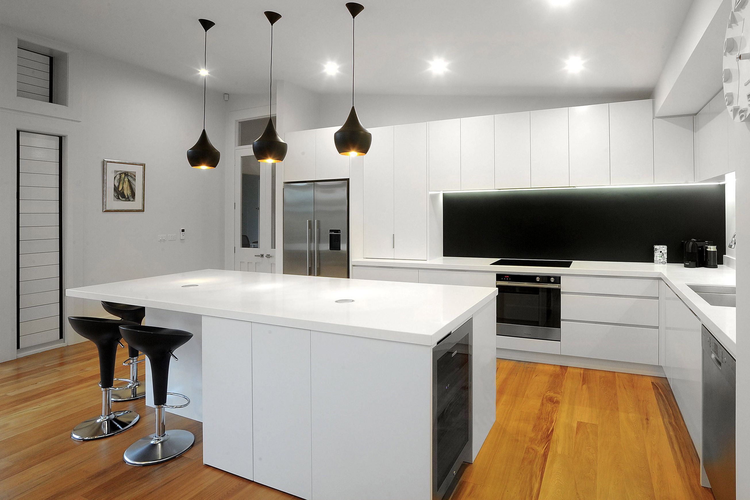 Contemporary kitchens