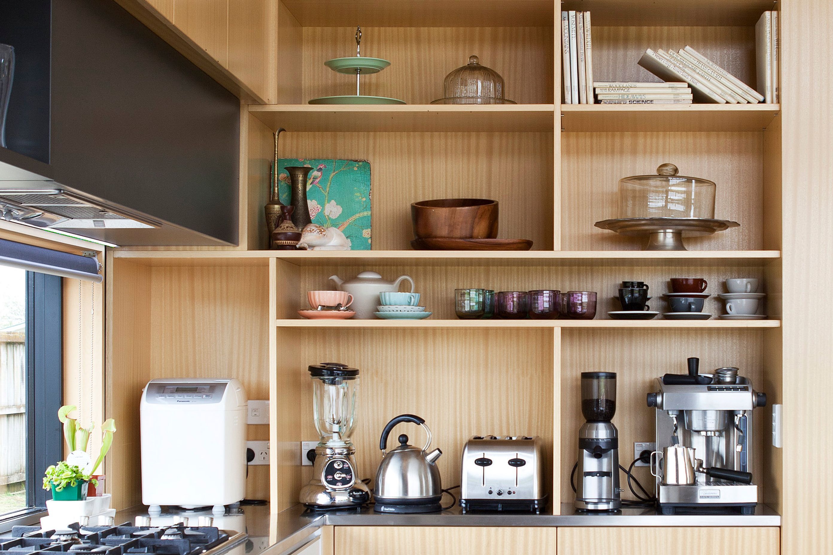 MANGERE BRIDGE KITCHEN