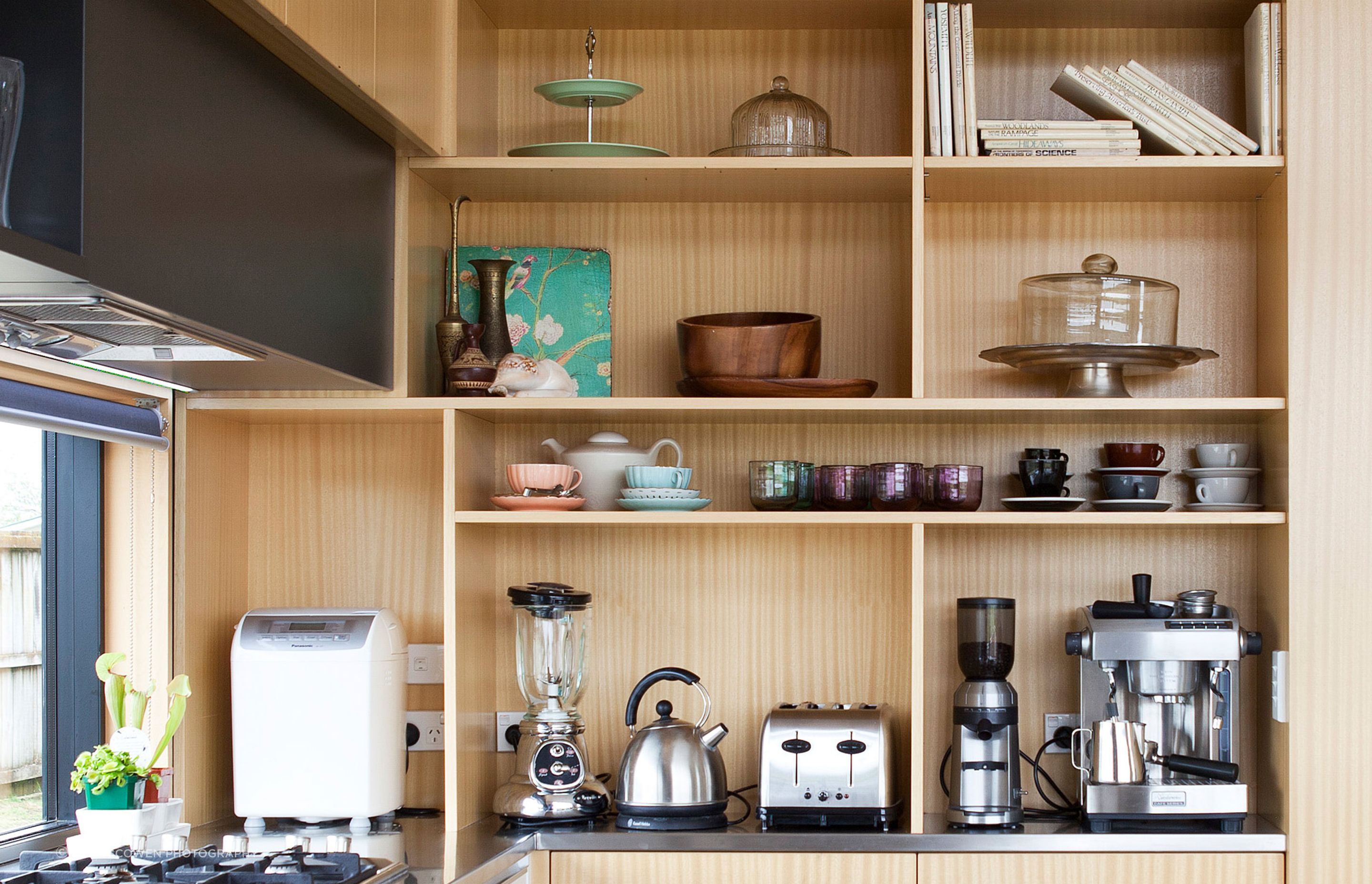MANGERE BRIDGE KITCHEN