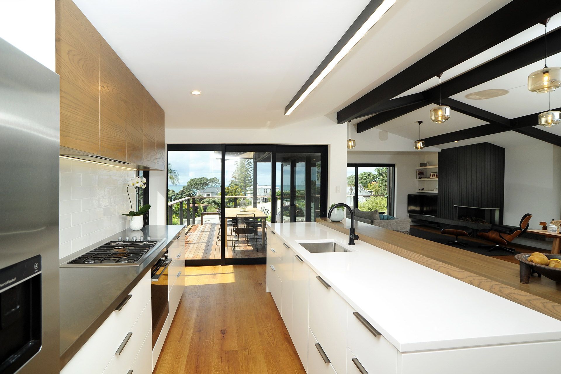 TAKAPUNA KITCHEN