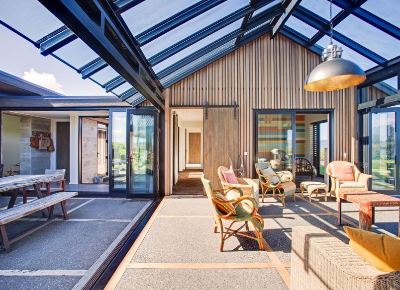 Tawharanui House