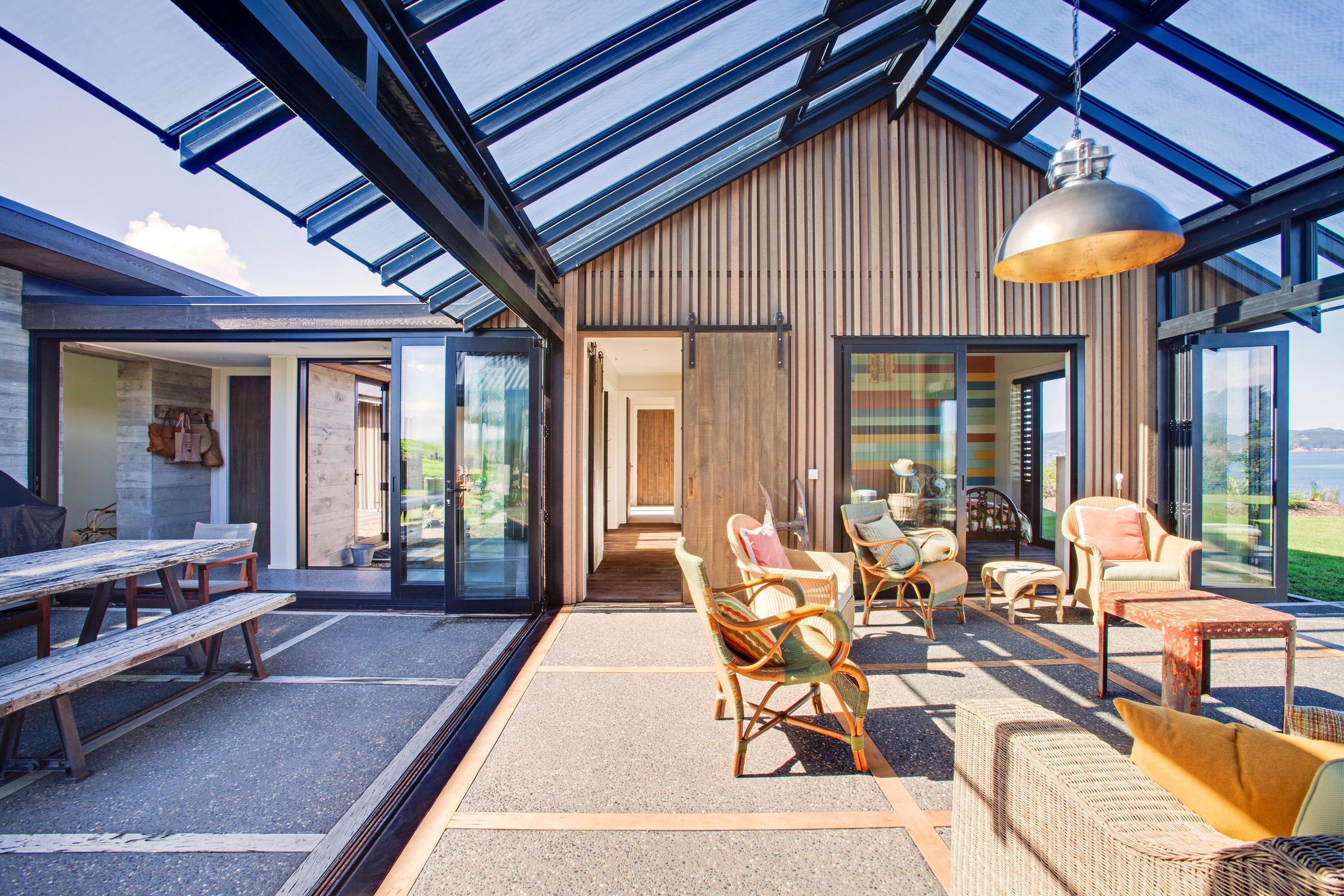 Tawharanui House