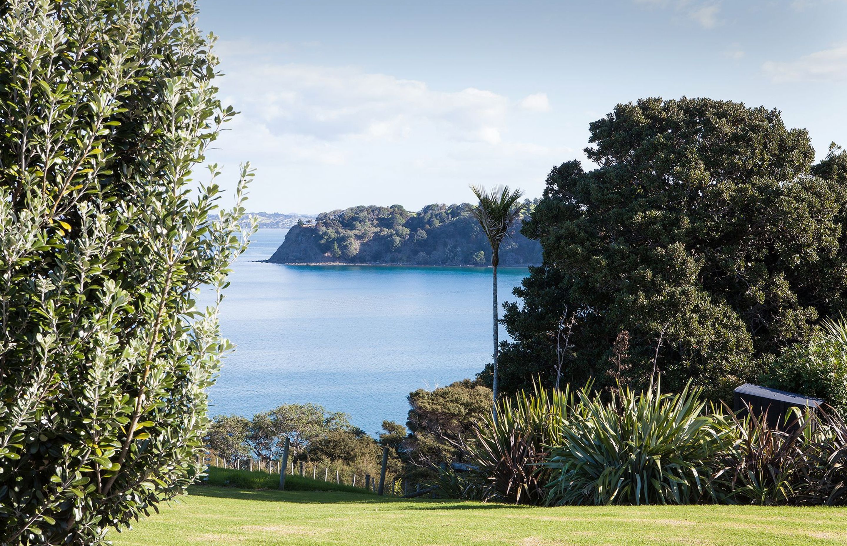 Tawharanui House