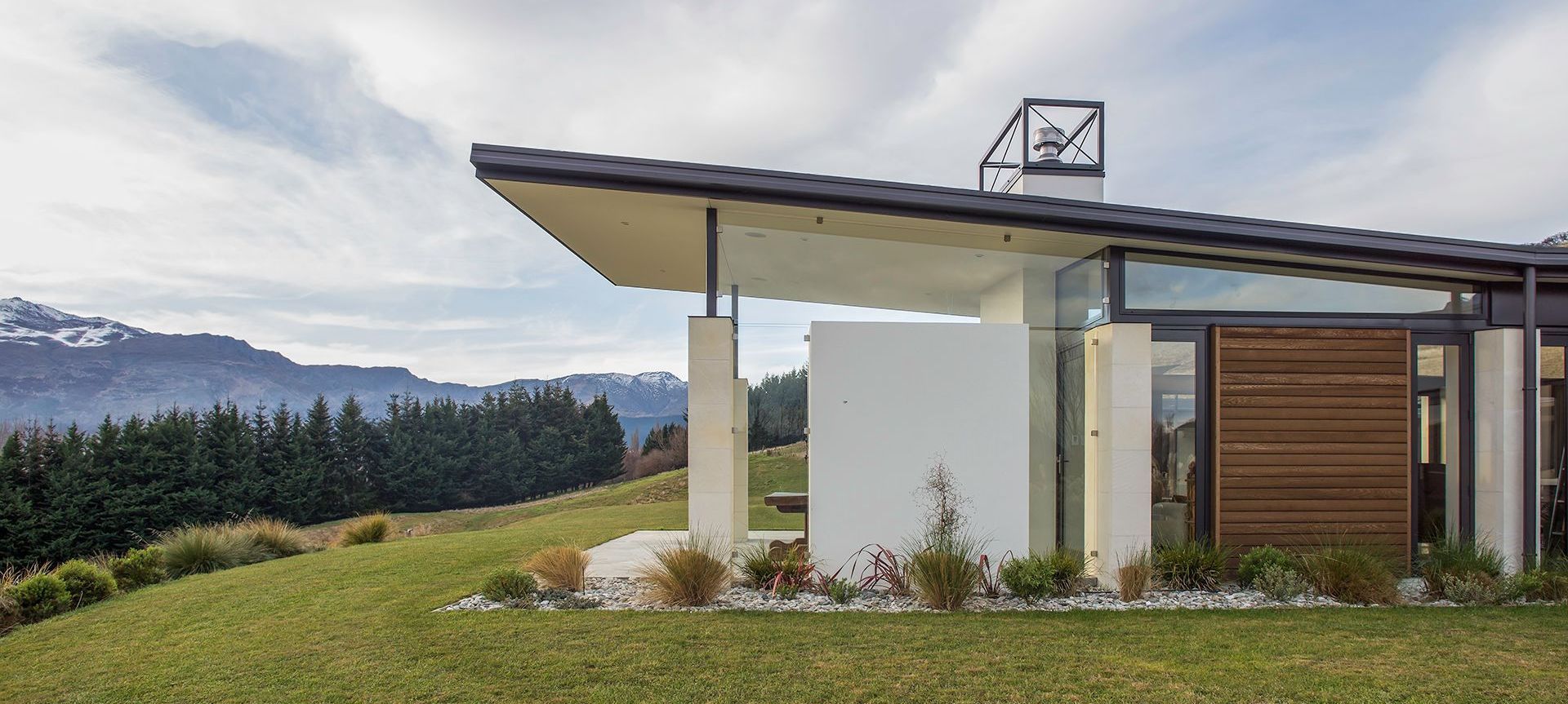 Mono Pitch Roof banner