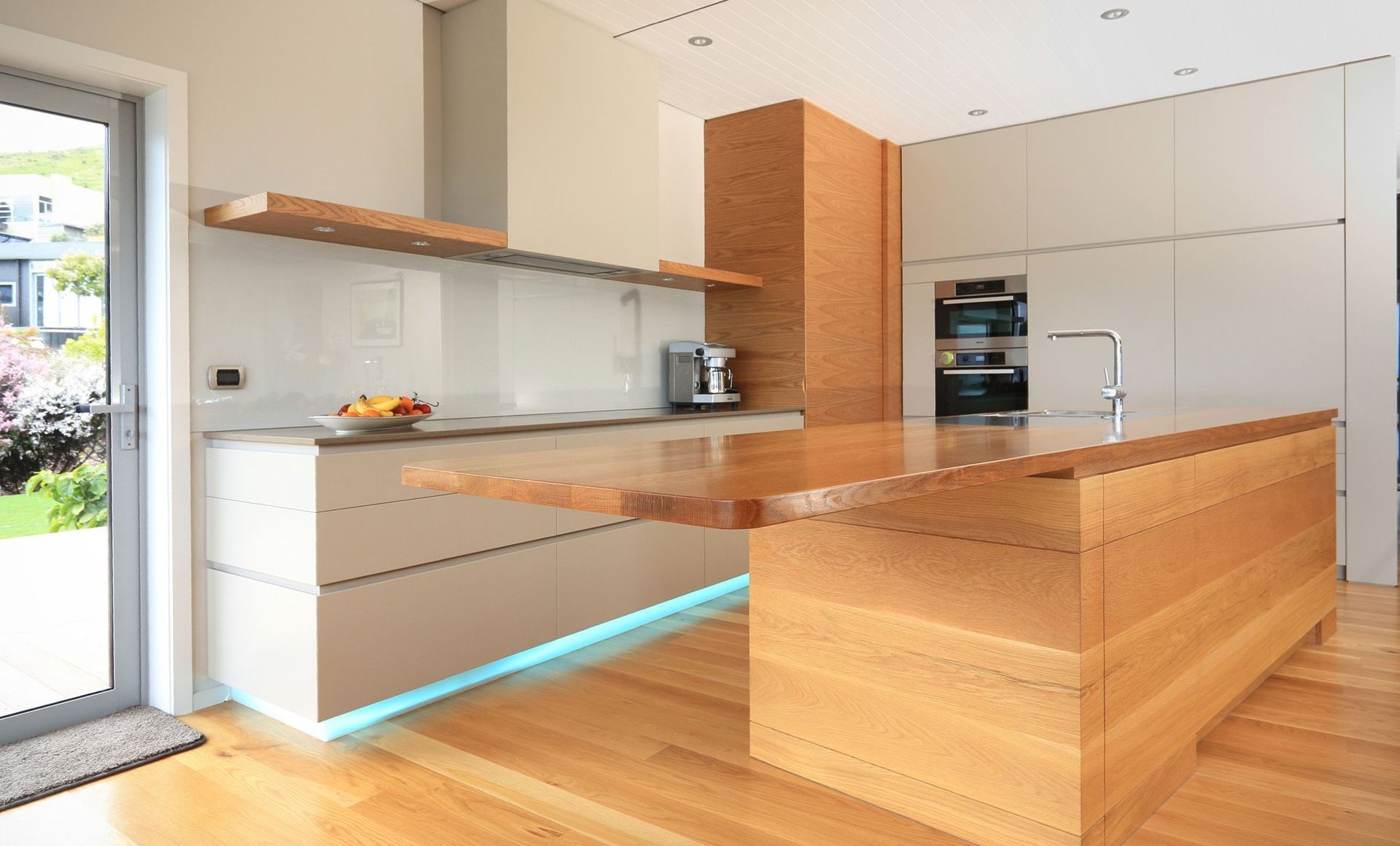 Solid Oak Kitchen