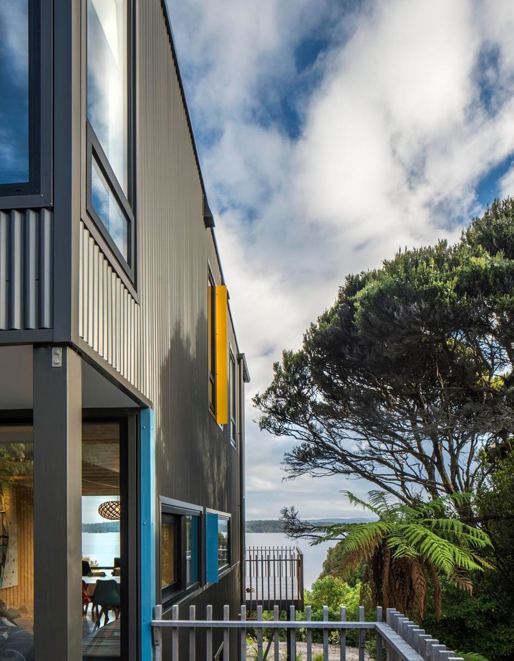 STEWART ISLAND CRIB