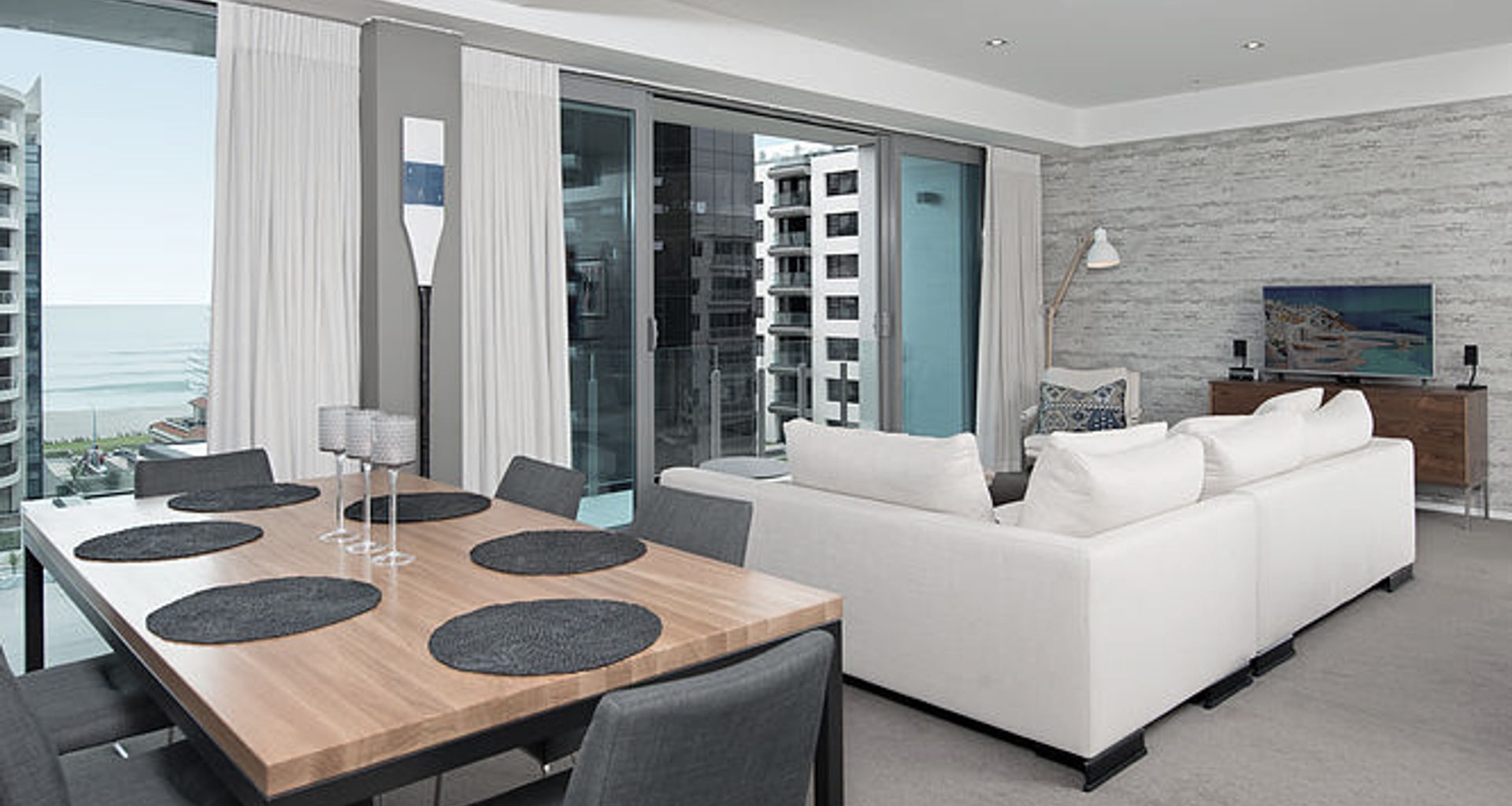 Mount Apartment banner